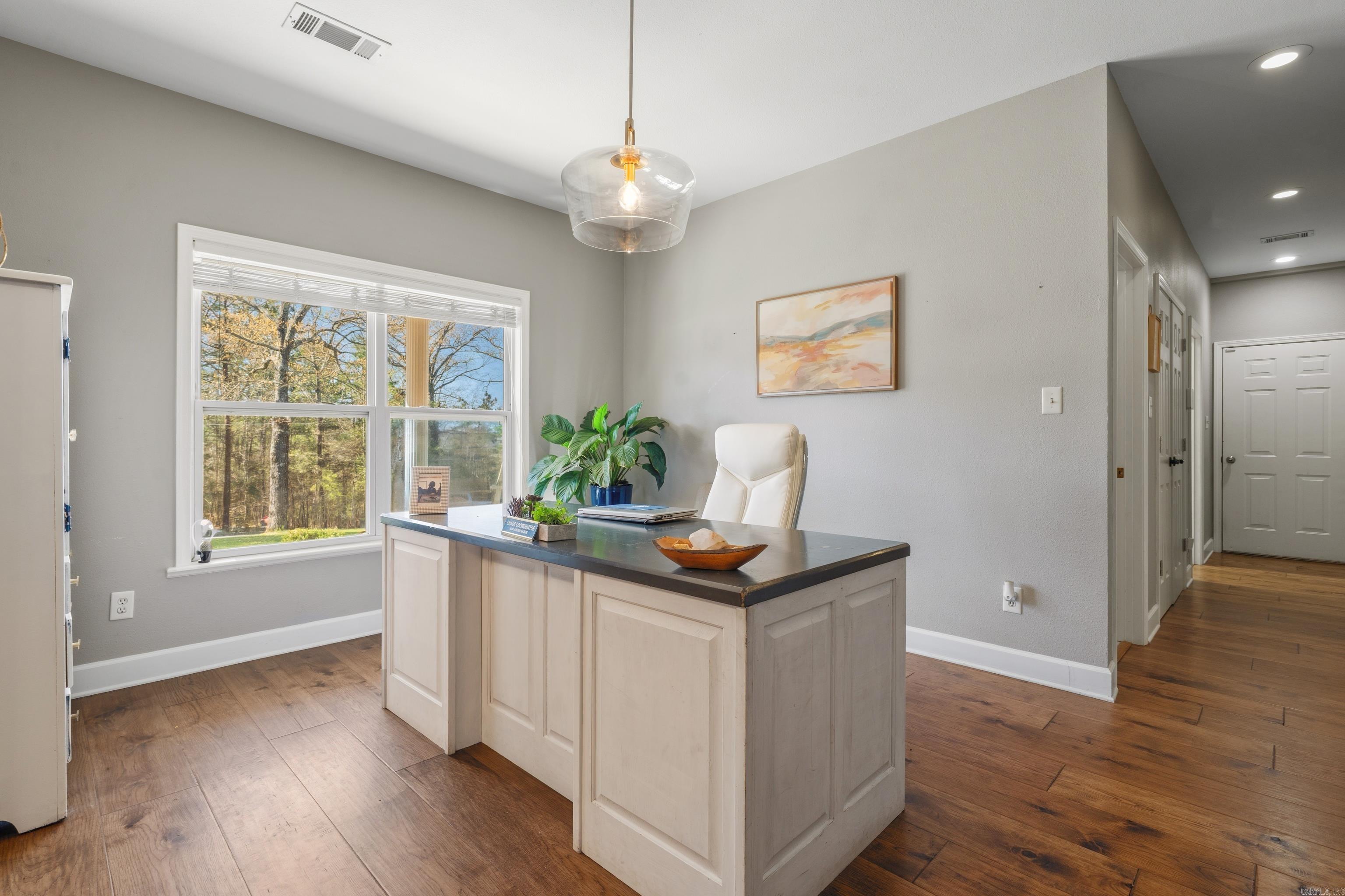 PARKWAY VILLAGE - Residential