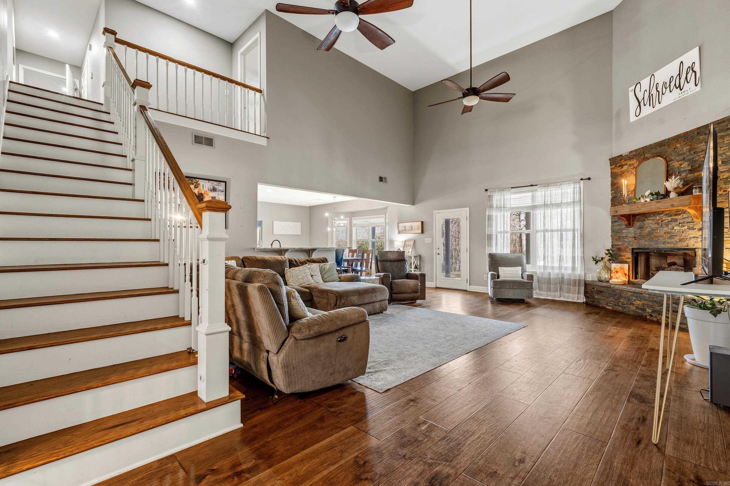 PARKWAY VILLAGE - Residential