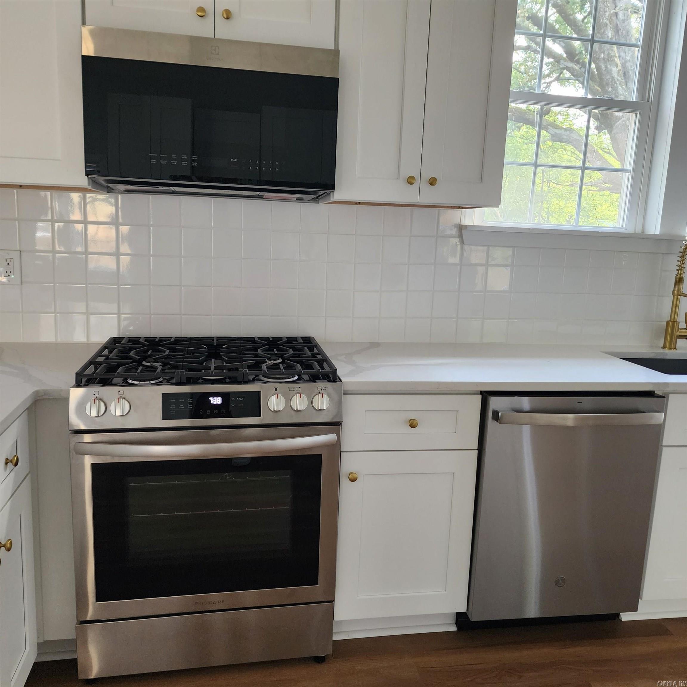 Deshon JW - Residential