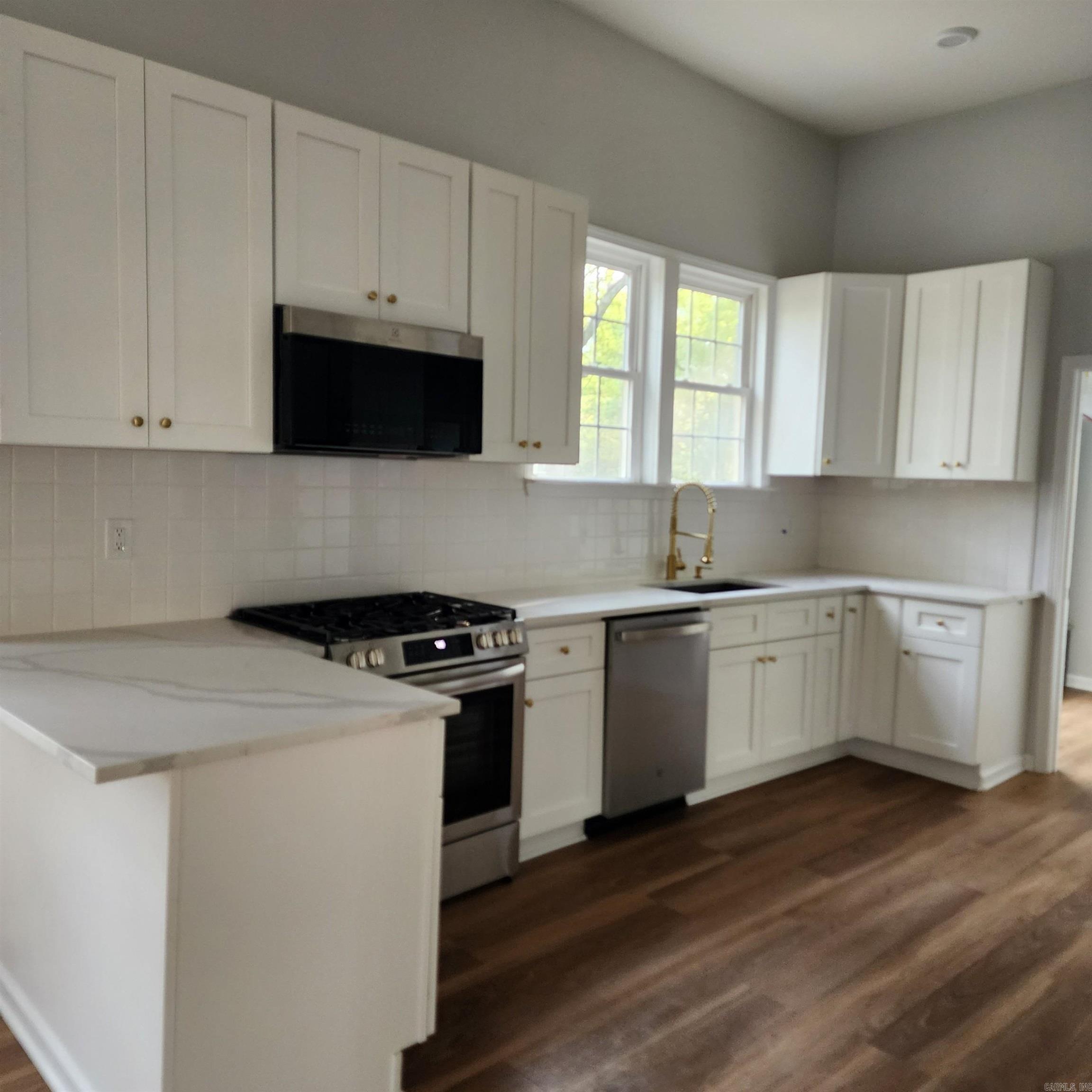 Deshon JW - Residential