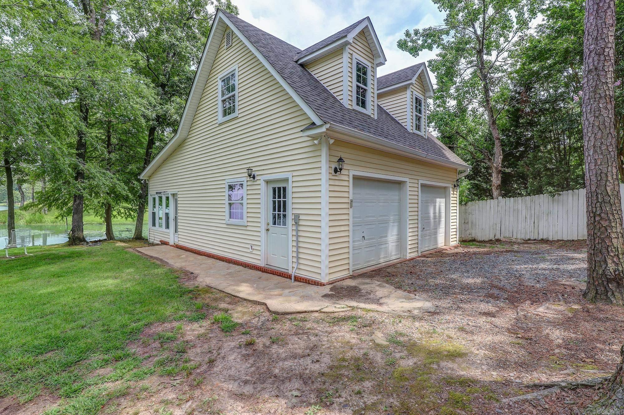 Tall Oaks - Residential