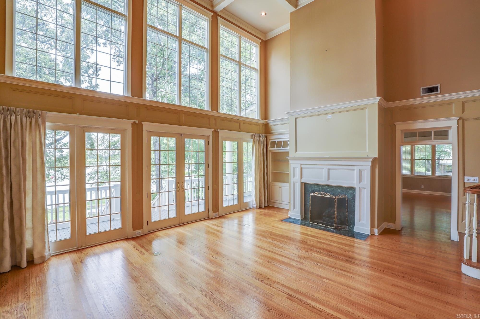 Tall Oaks - Residential
