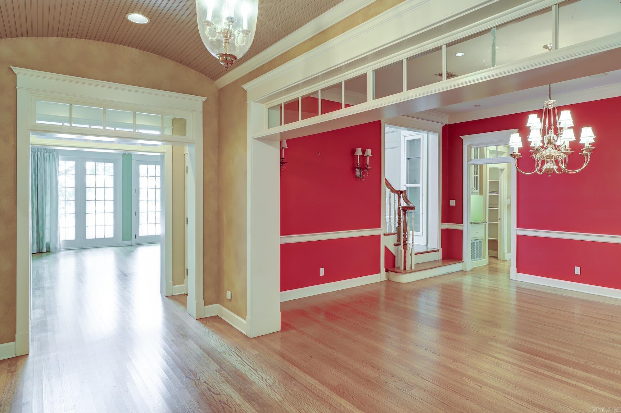 Tall Oaks - Residential