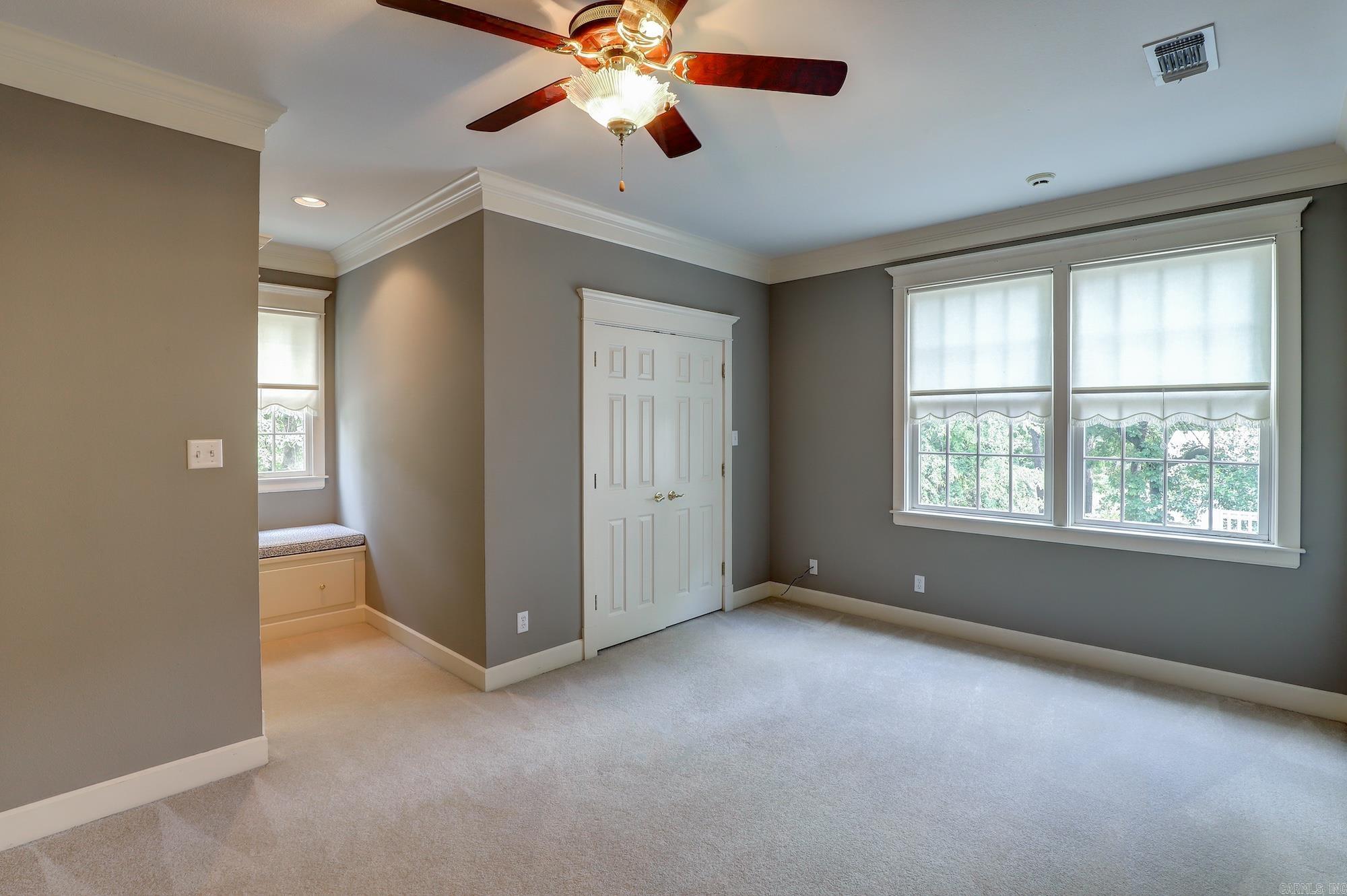 Tall Oaks - Residential
