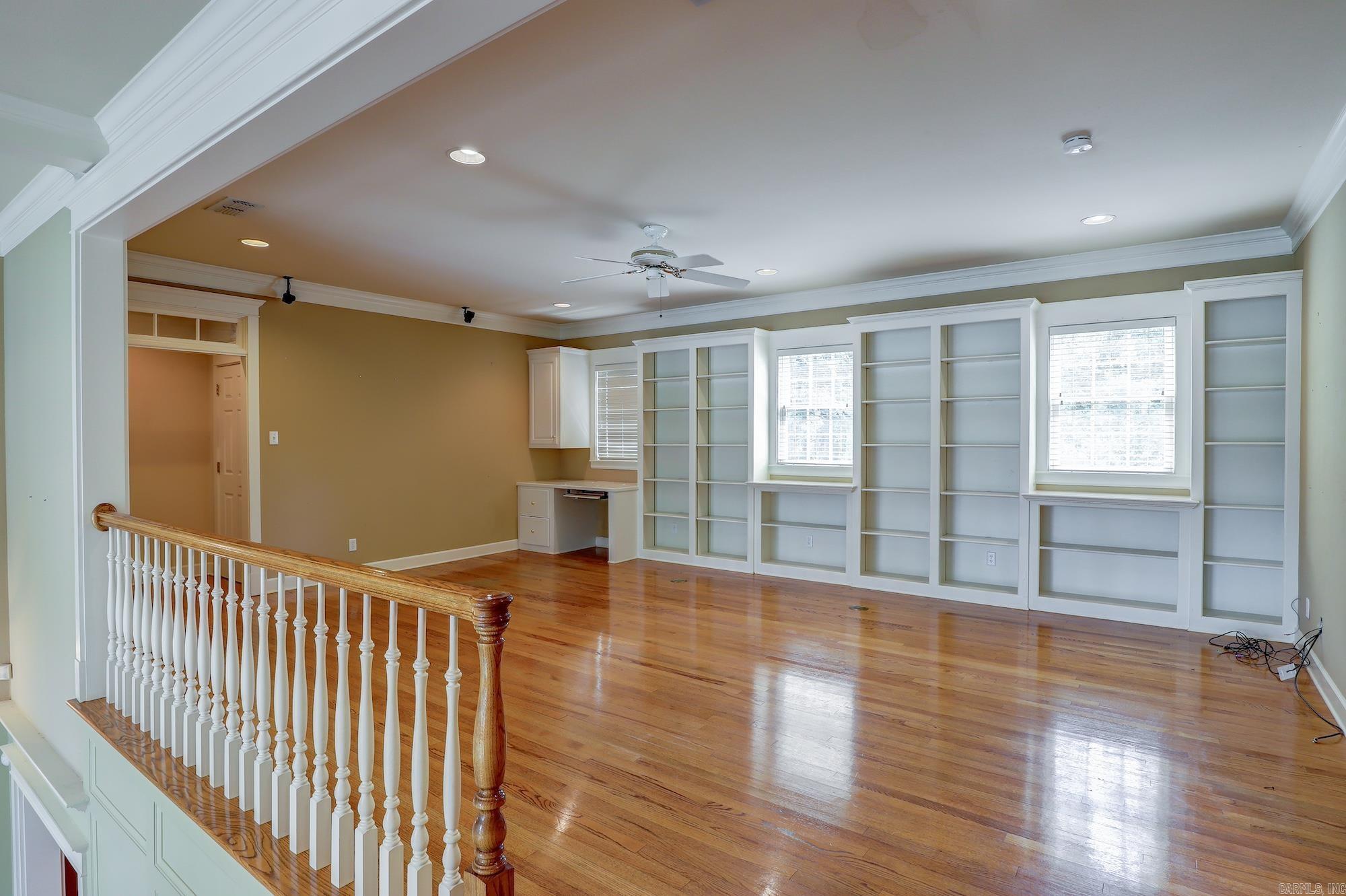Tall Oaks - Residential