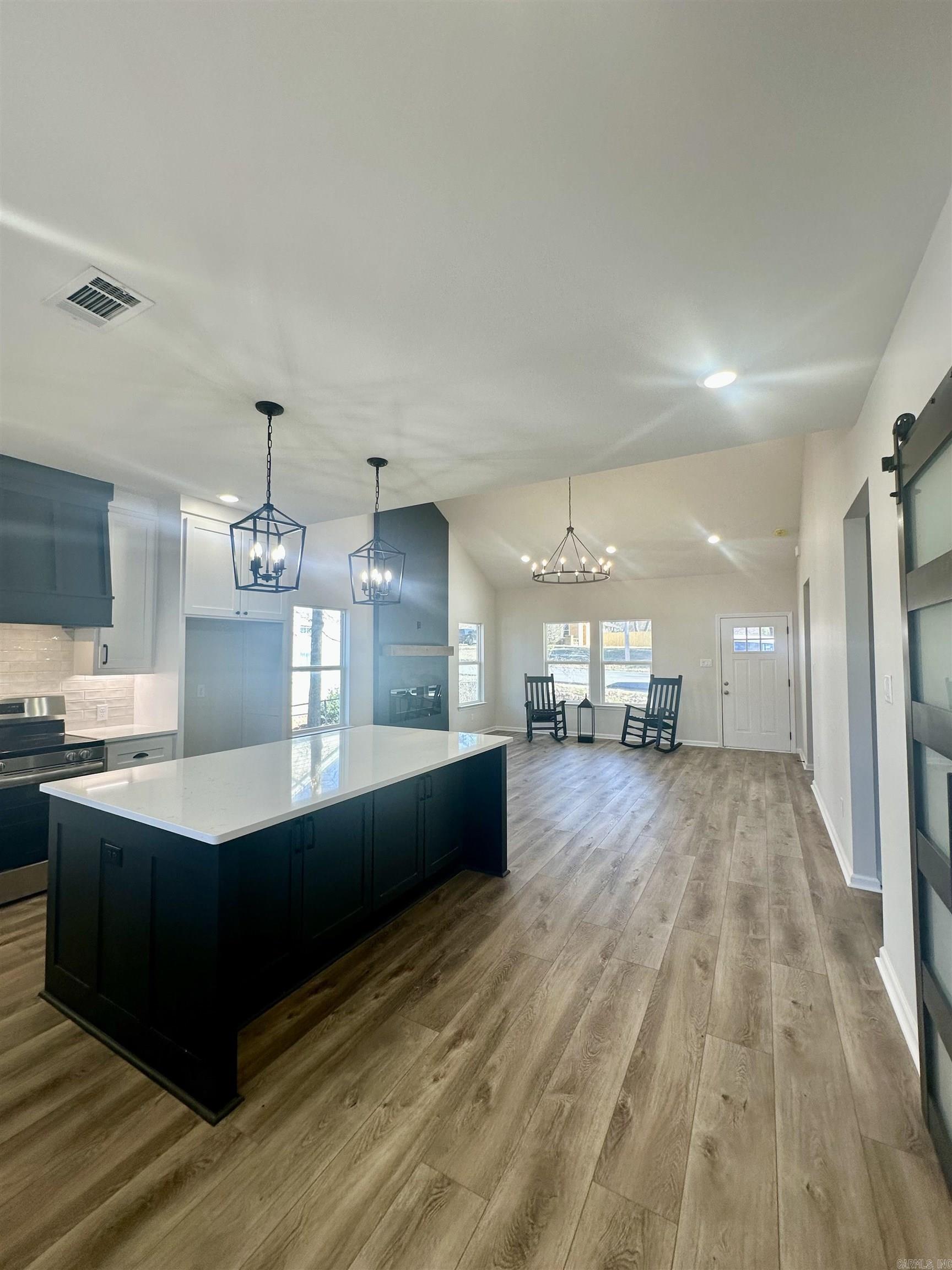 DICKINSON - Residential