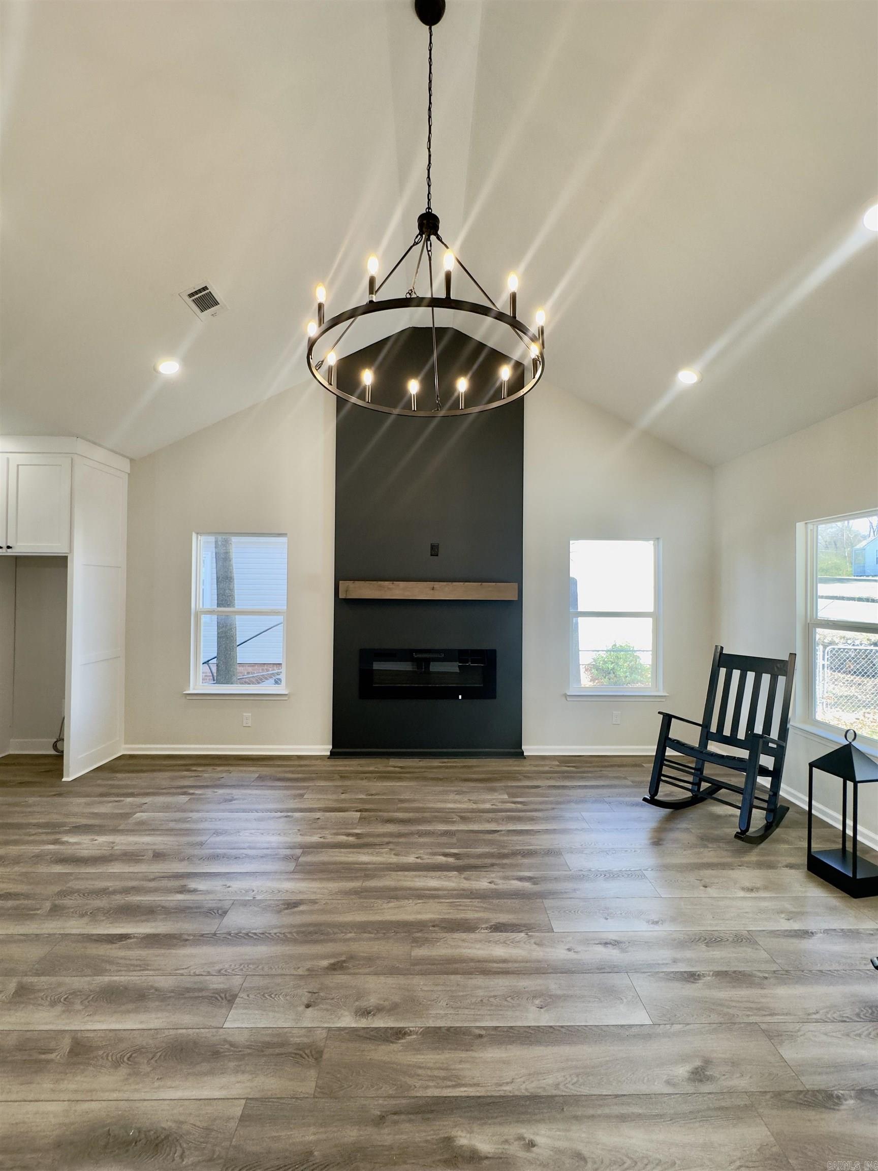 DICKINSON - Residential