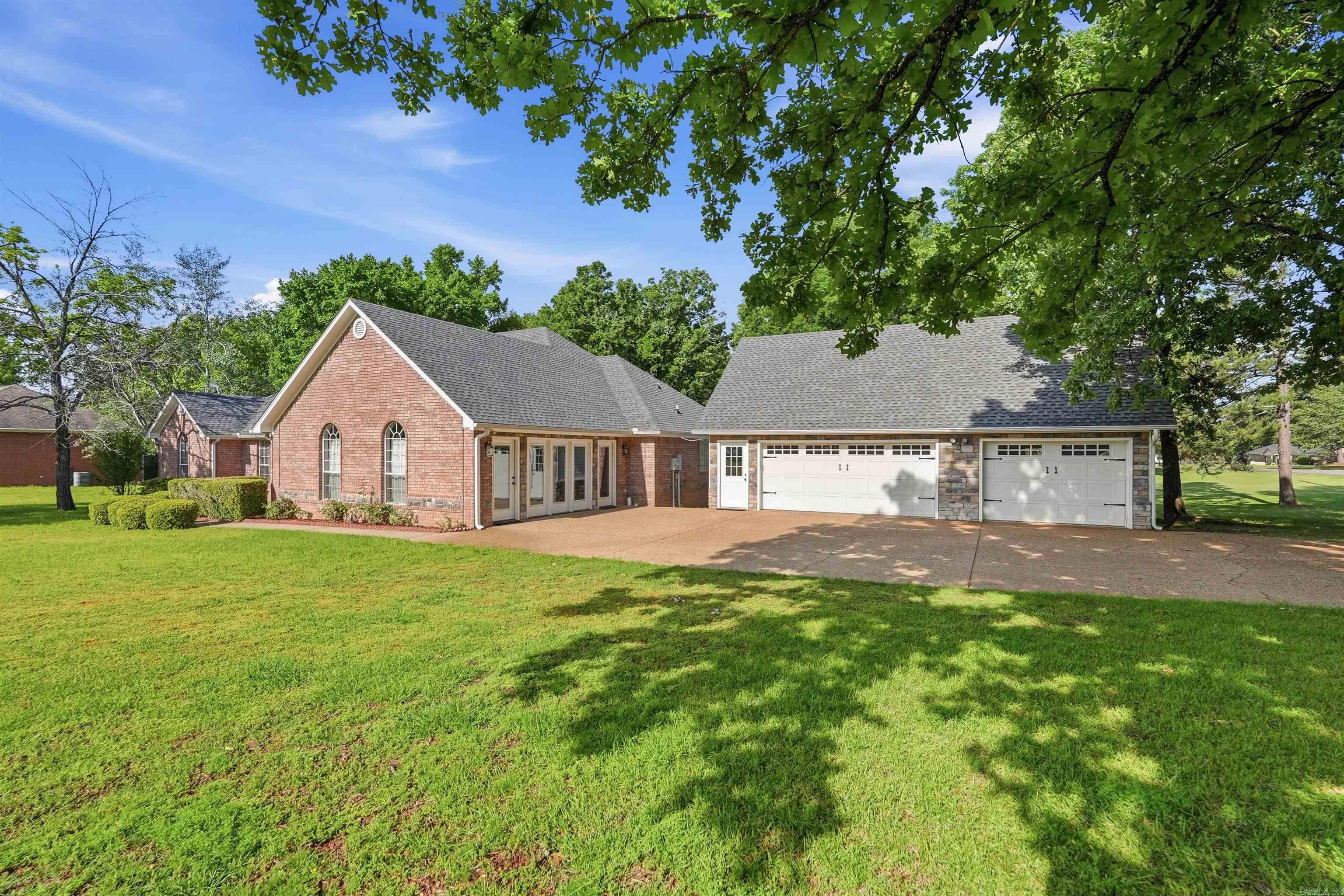 GREENBRIER HGTS - Residential