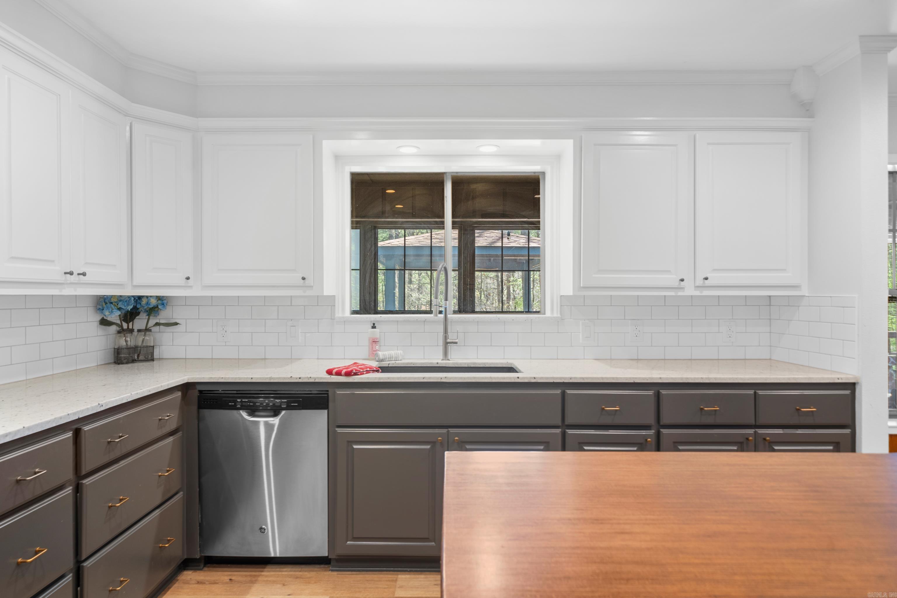 Mount Ida - Residential