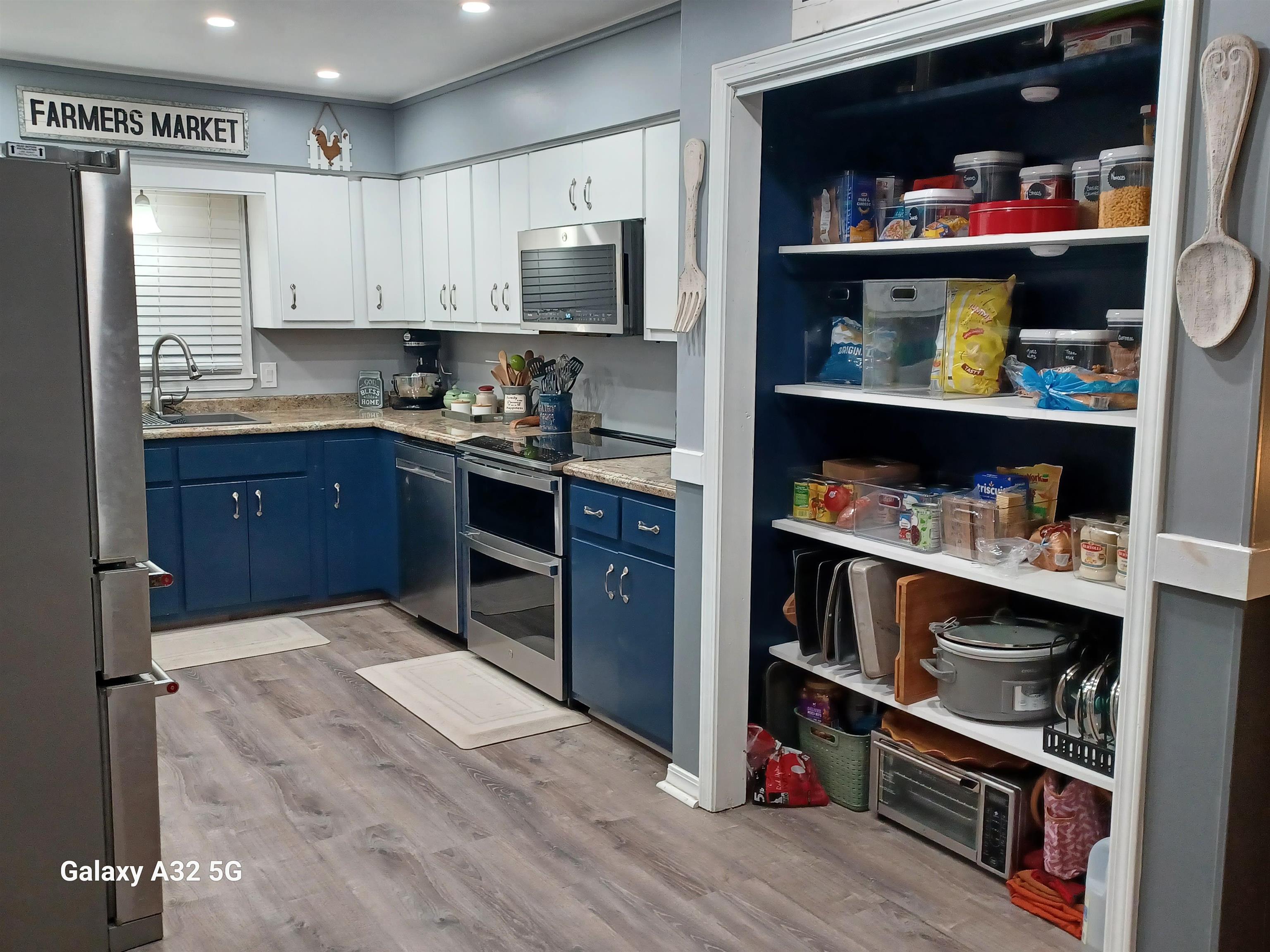 PIONEER VILLAGE MANOR - Residential