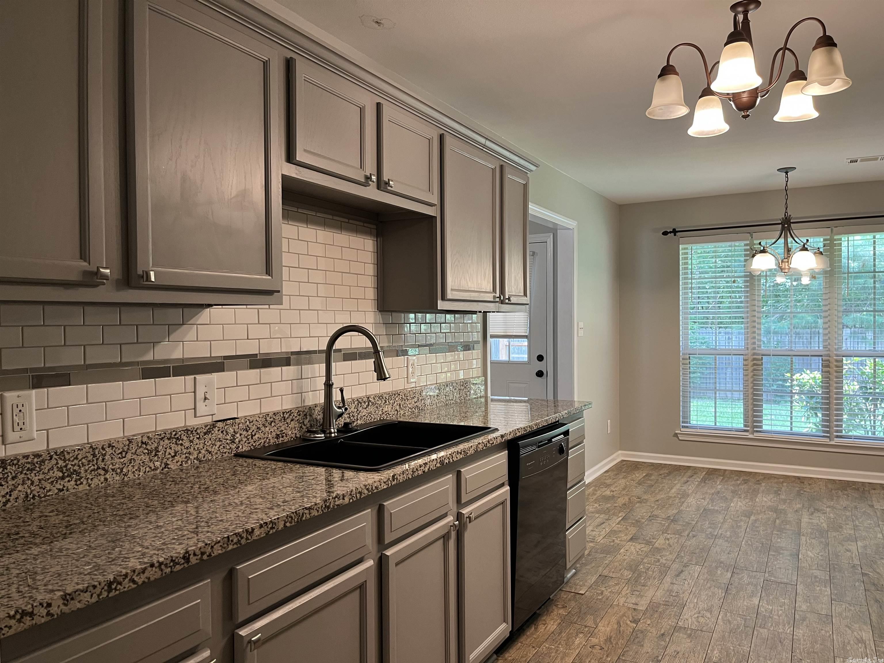 MEADOW CREEK - Residential