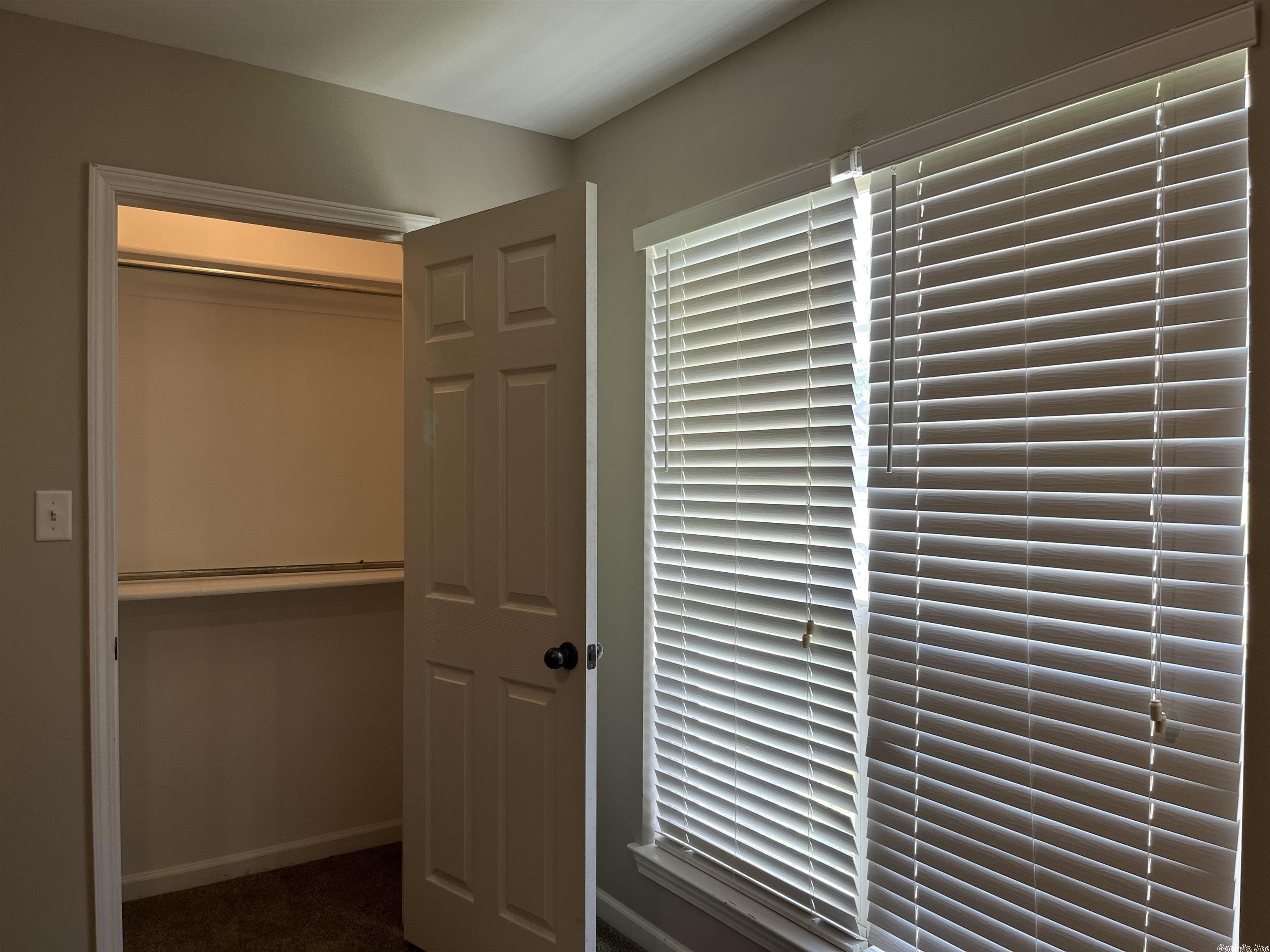 MEADOW CREEK - Residential