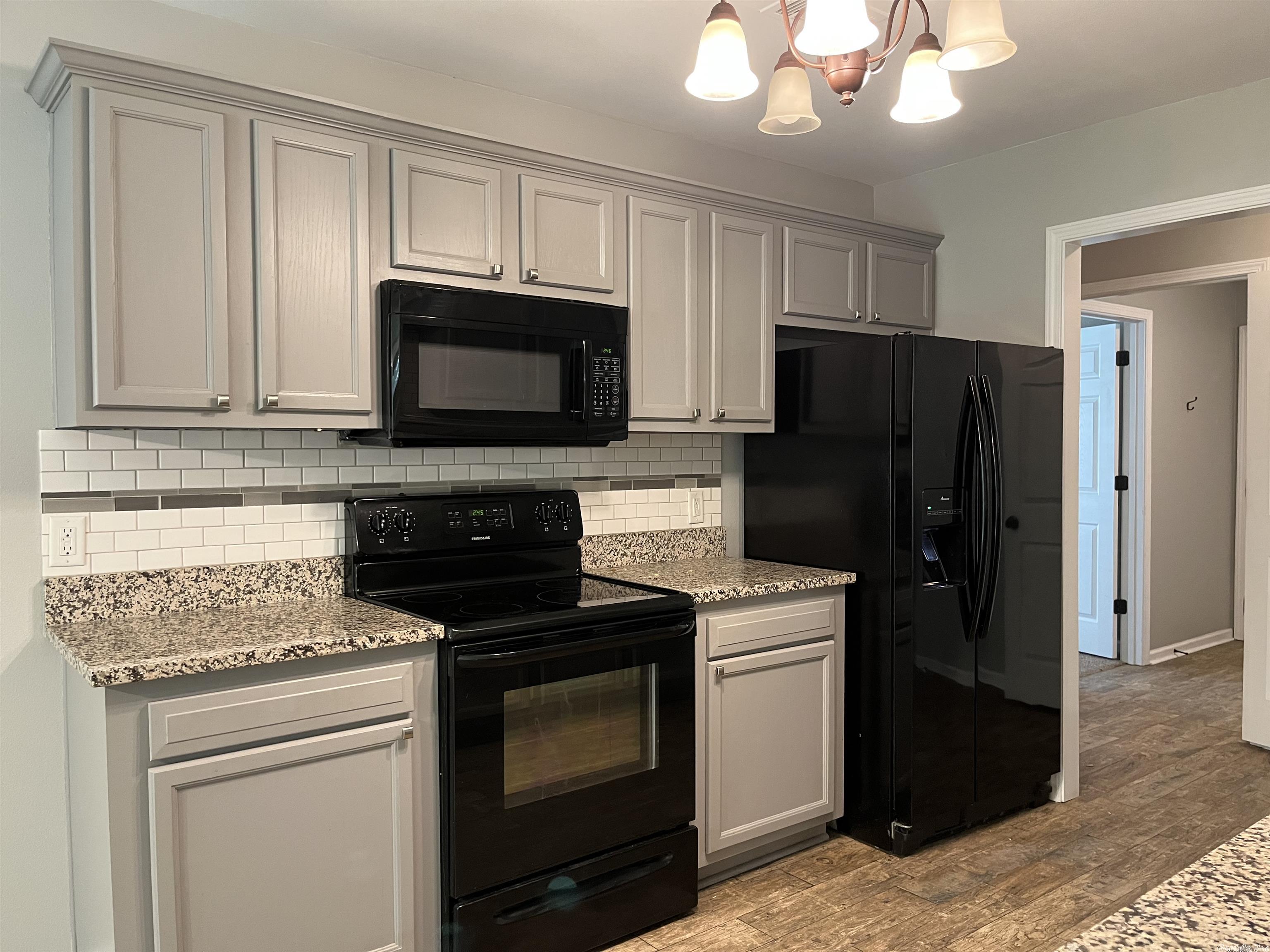 MEADOW CREEK - Residential