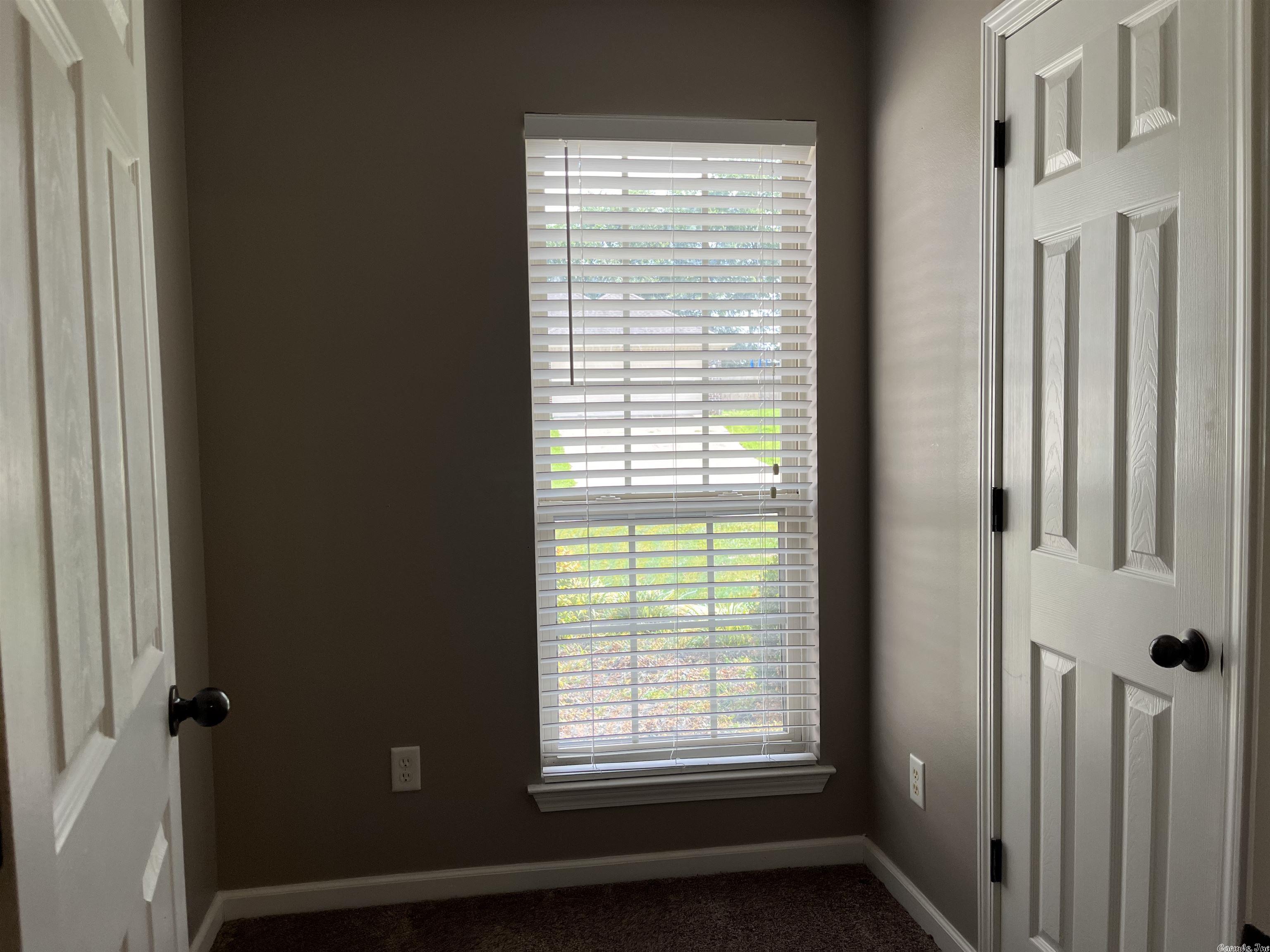 MEADOW CREEK - Residential