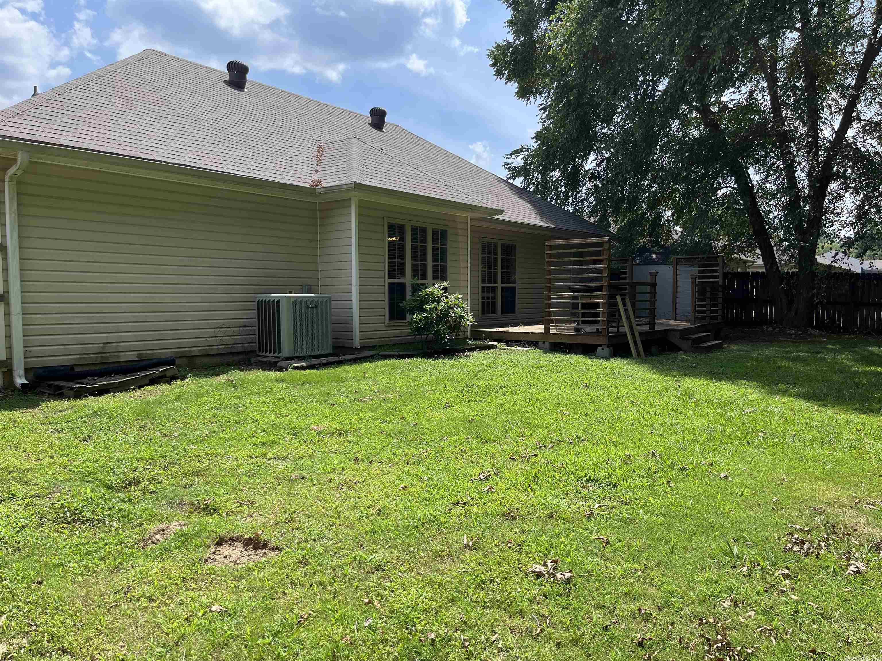 MEADOW CREEK - Residential