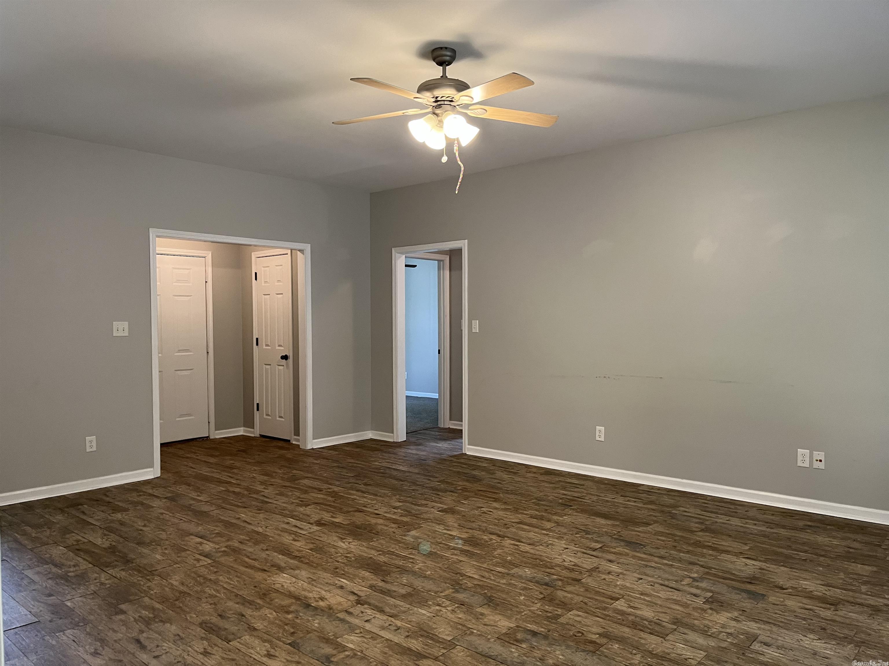 MEADOW CREEK - Residential