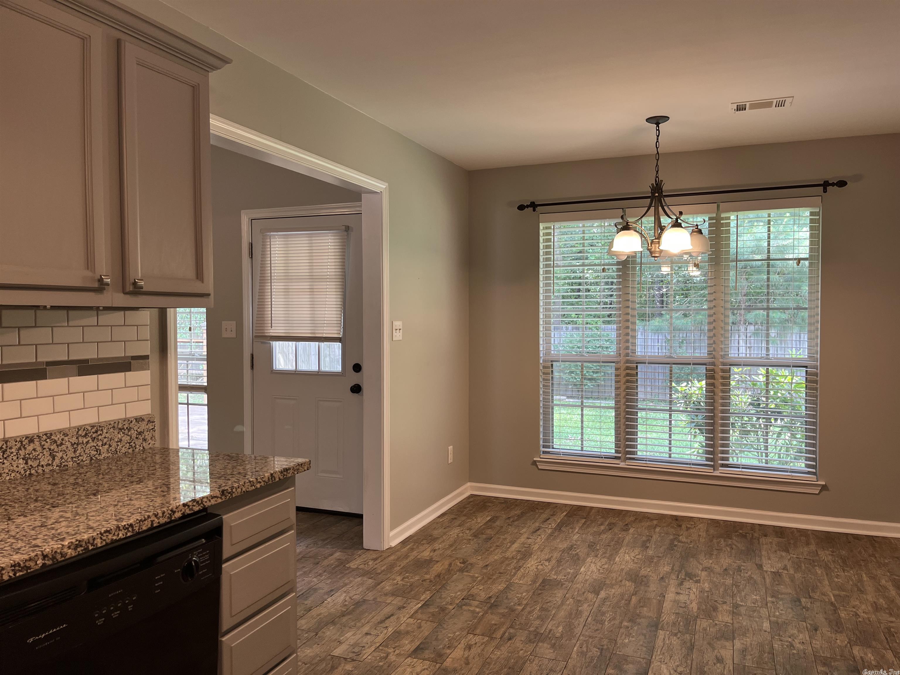 MEADOW CREEK - Residential