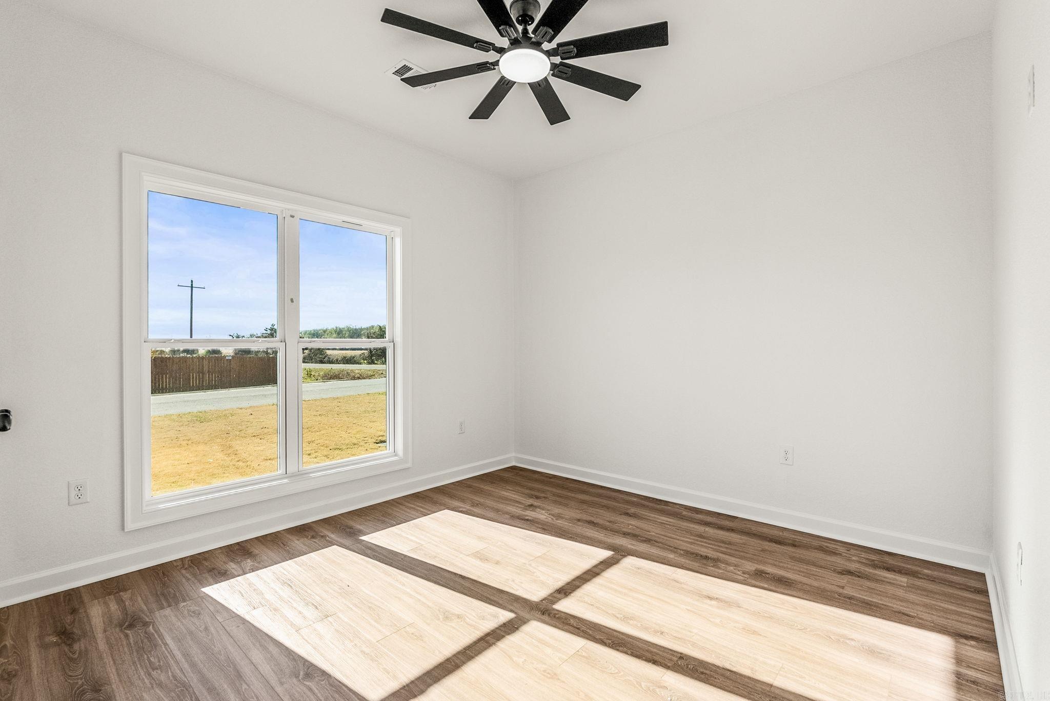 SUNSET LANDING - Residential