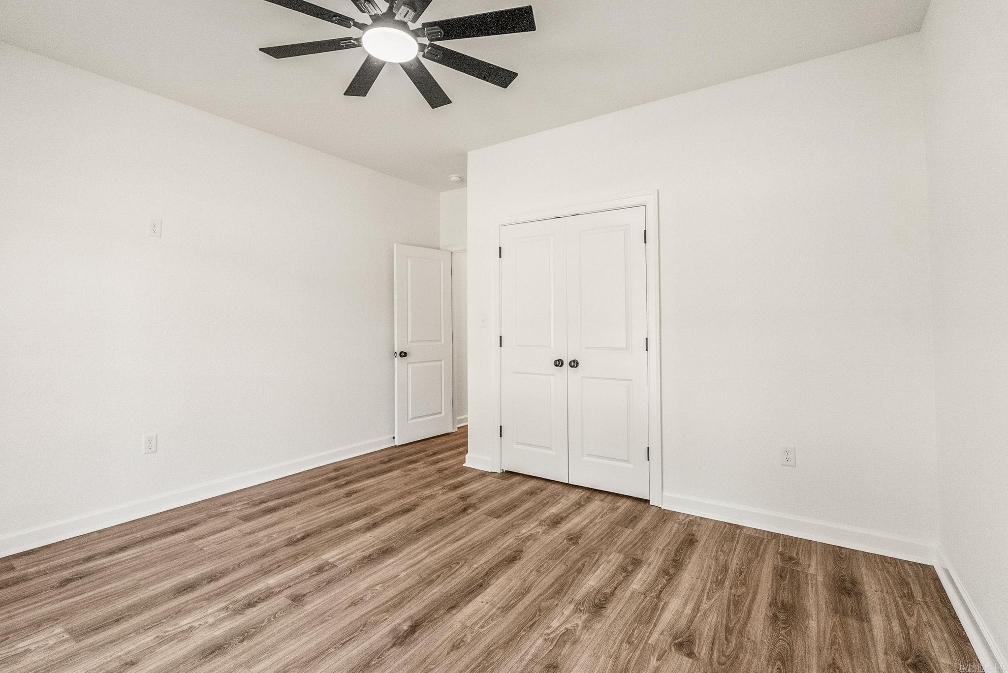 SUNSET LANDING - Residential