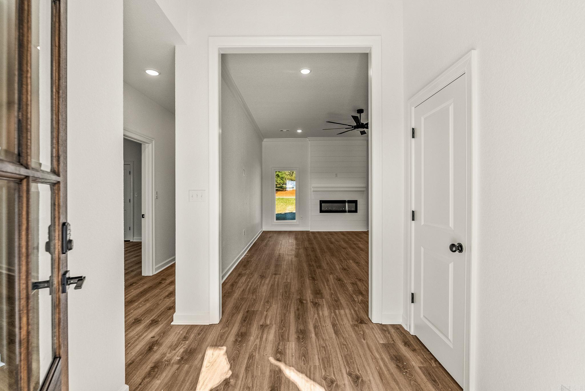 SUNSET LANDING - Residential