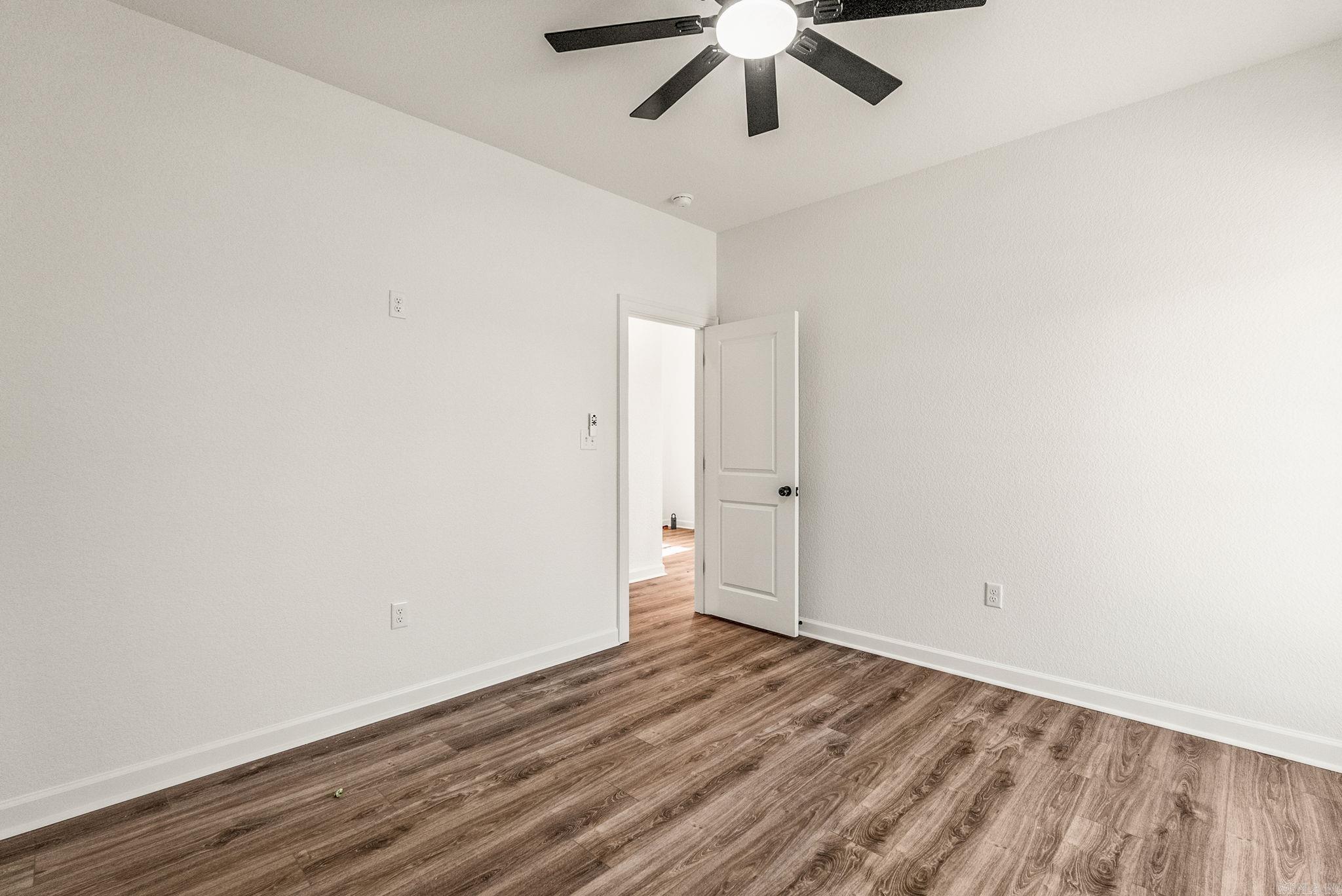 SUNSET LANDING - Residential