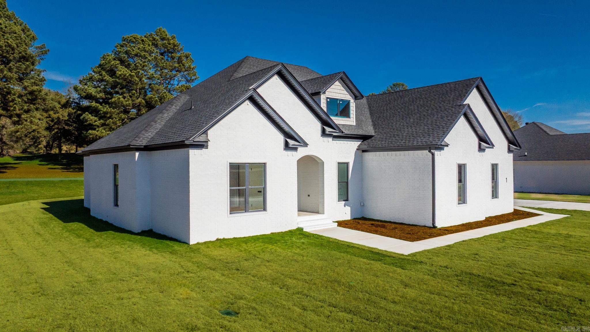 SUNSET LANDING - Residential