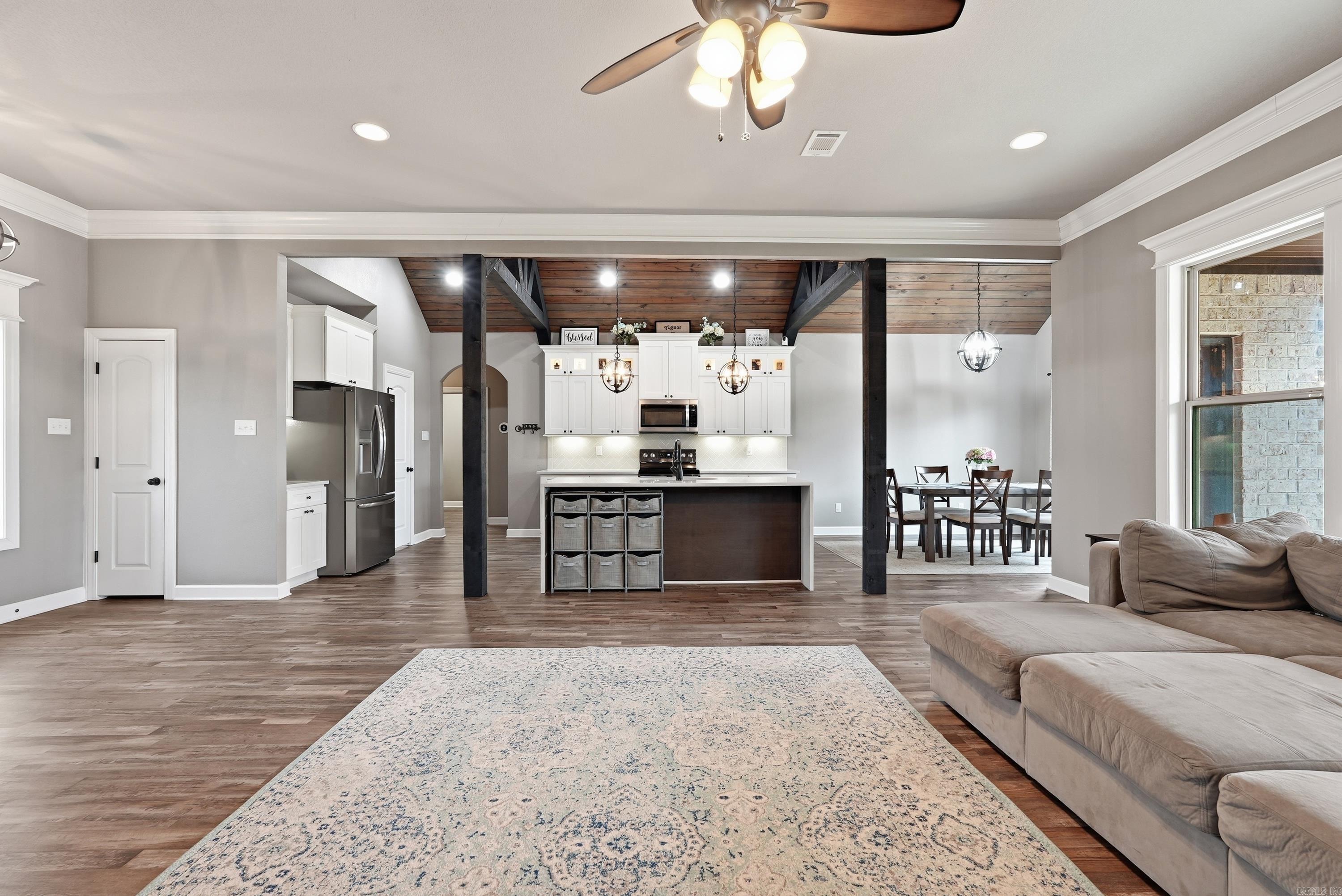 Metes & Bounds - Residential