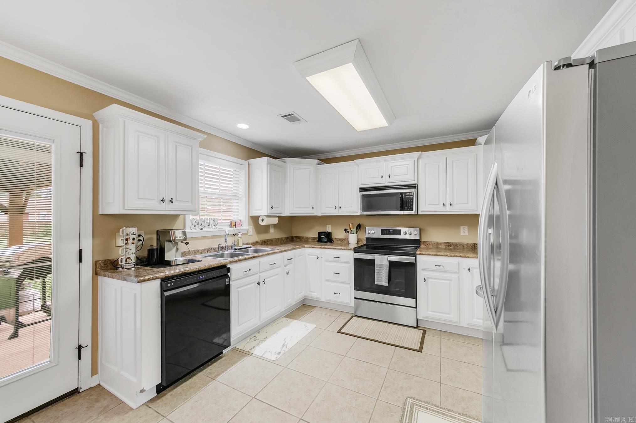 HILLTOP ADDITION - Residential