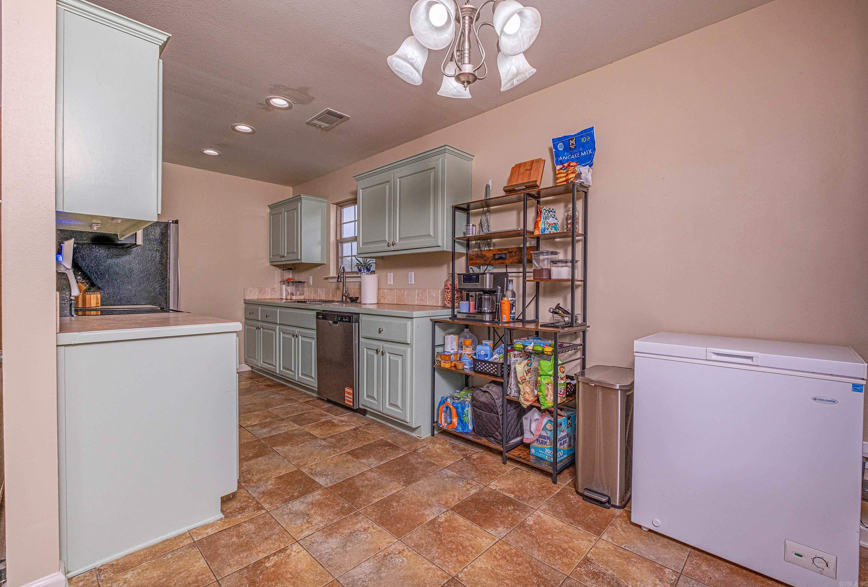 SOUTHFORK S/D - Residential