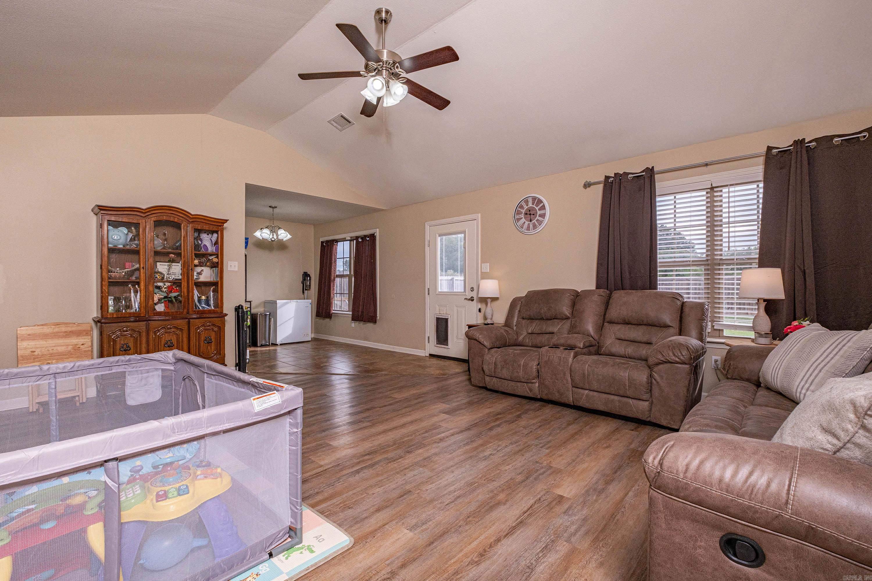 SOUTHFORK S/D - Residential