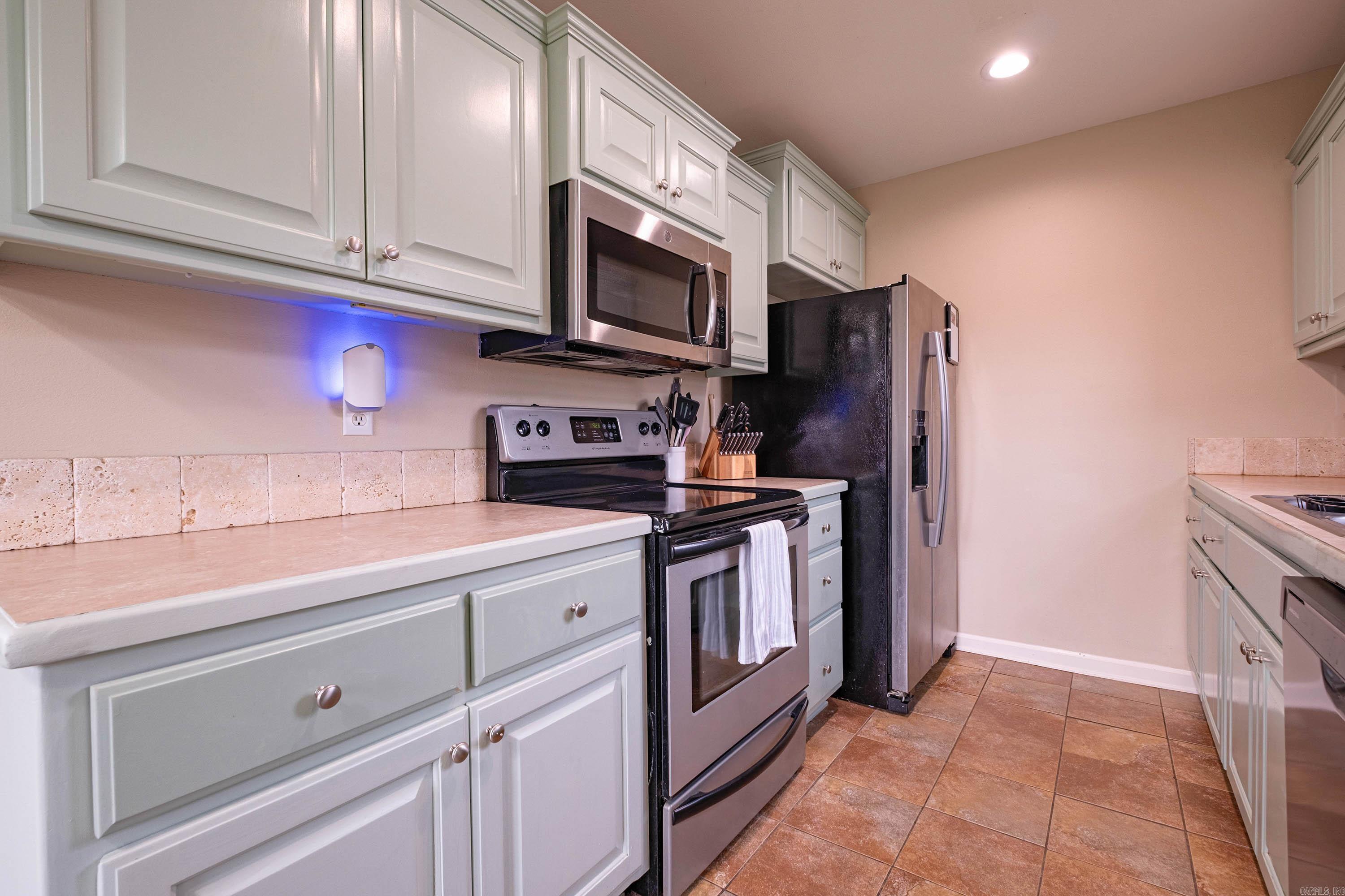 SOUTHFORK S/D - Residential