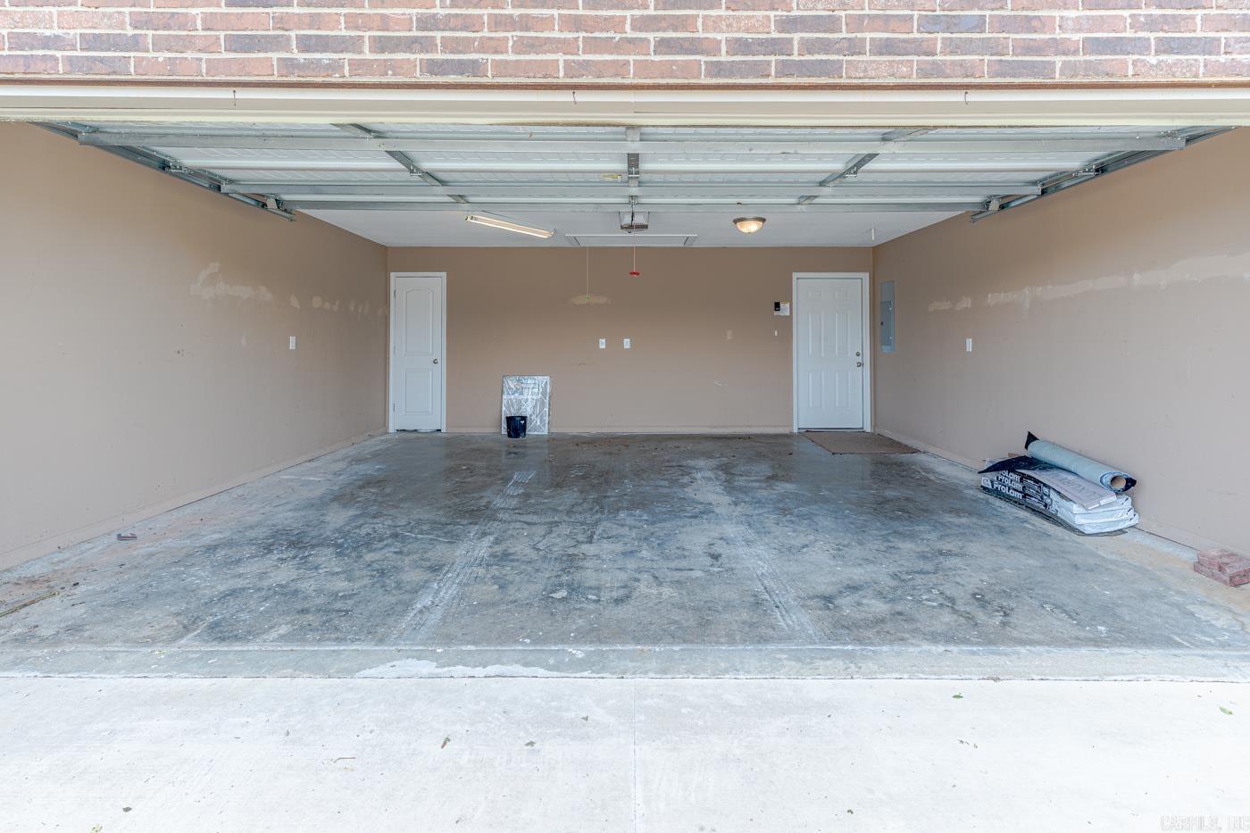 WINDSOR LANDING - Residential