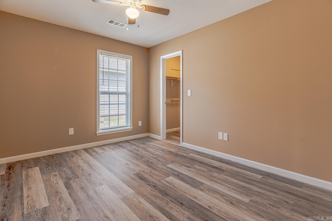 WINDSOR LANDING - Residential