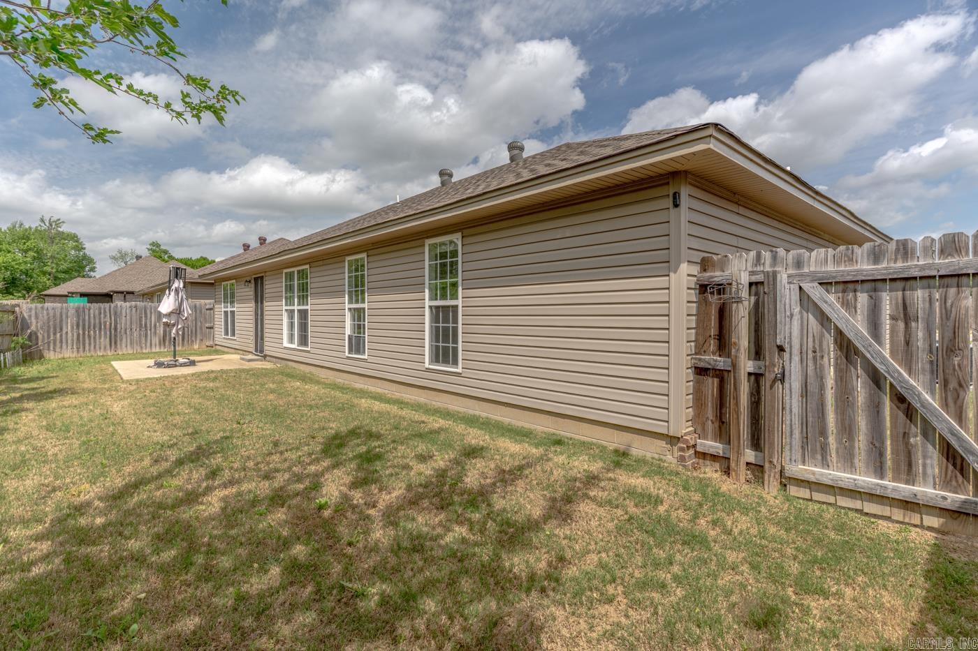 WINDSOR LANDING - Residential