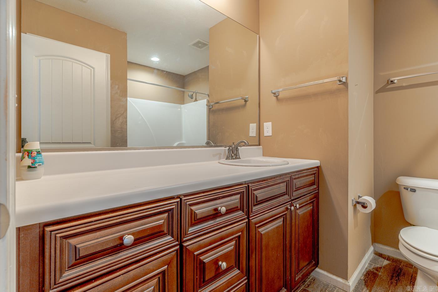 WINDSOR LANDING - Residential