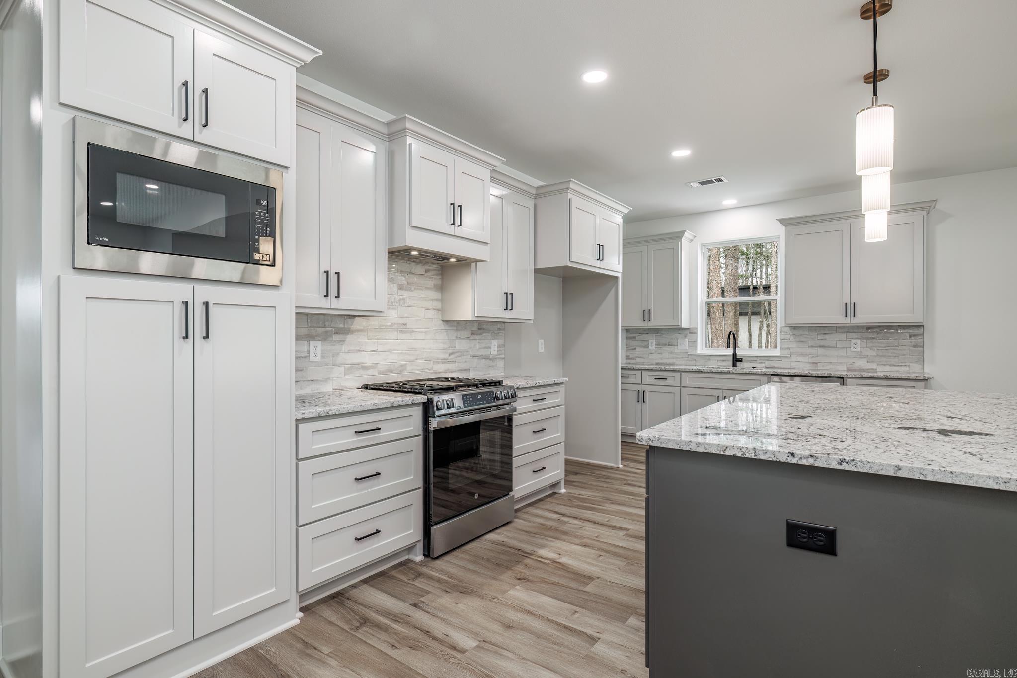 Estrella - Residential