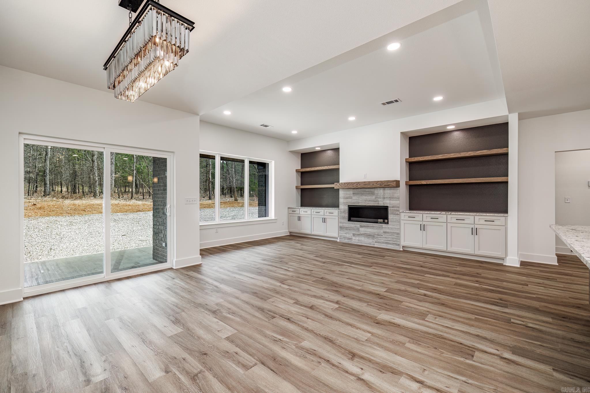 Estrella - Residential