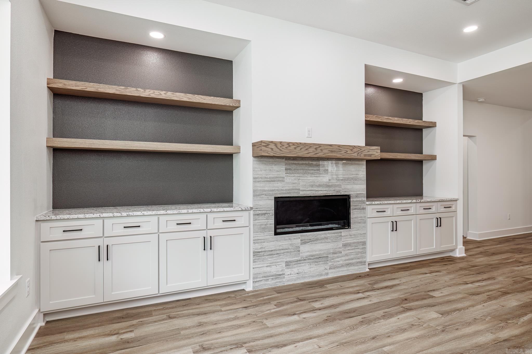 Estrella - Residential