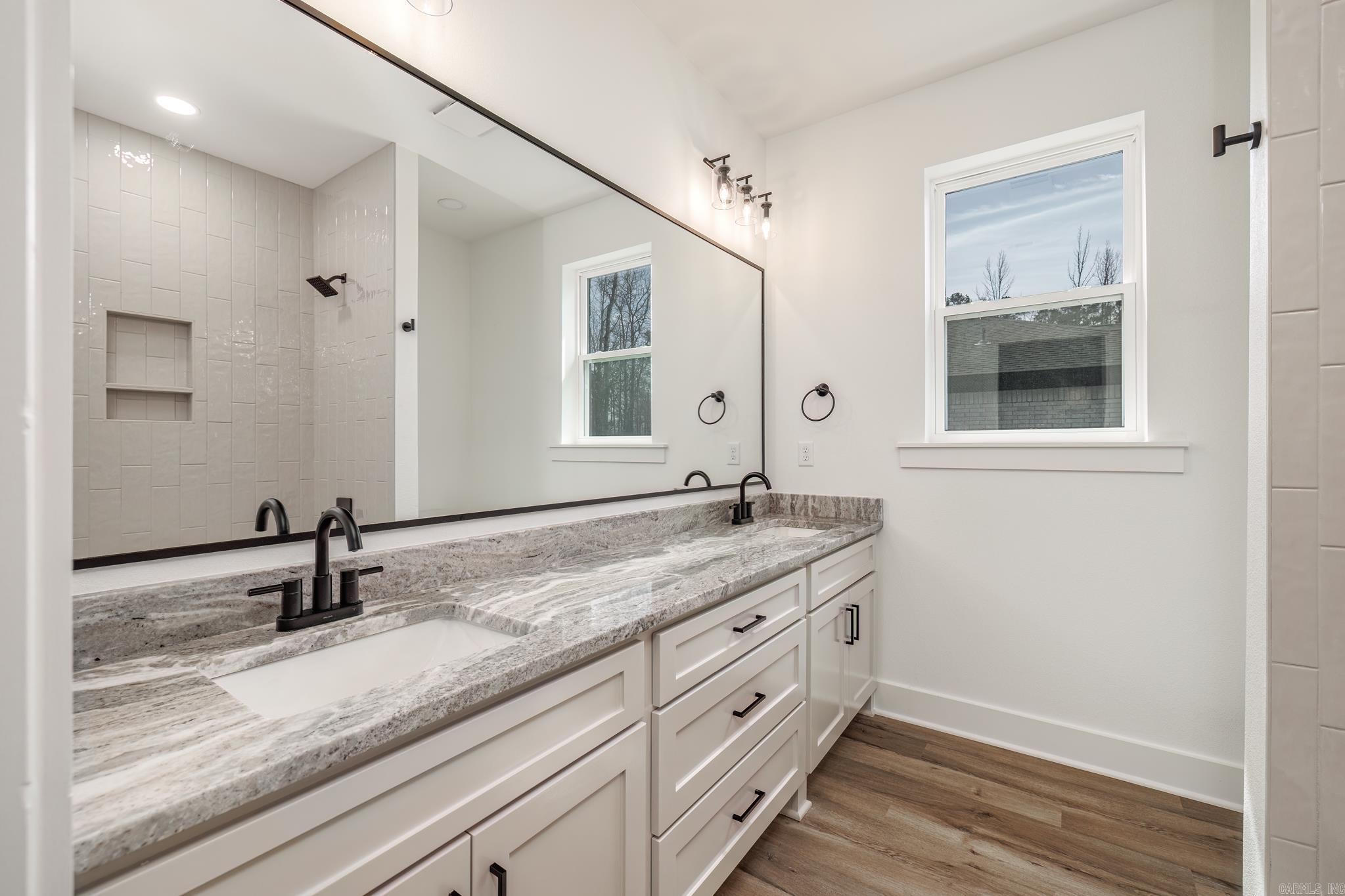 Estrella - Residential