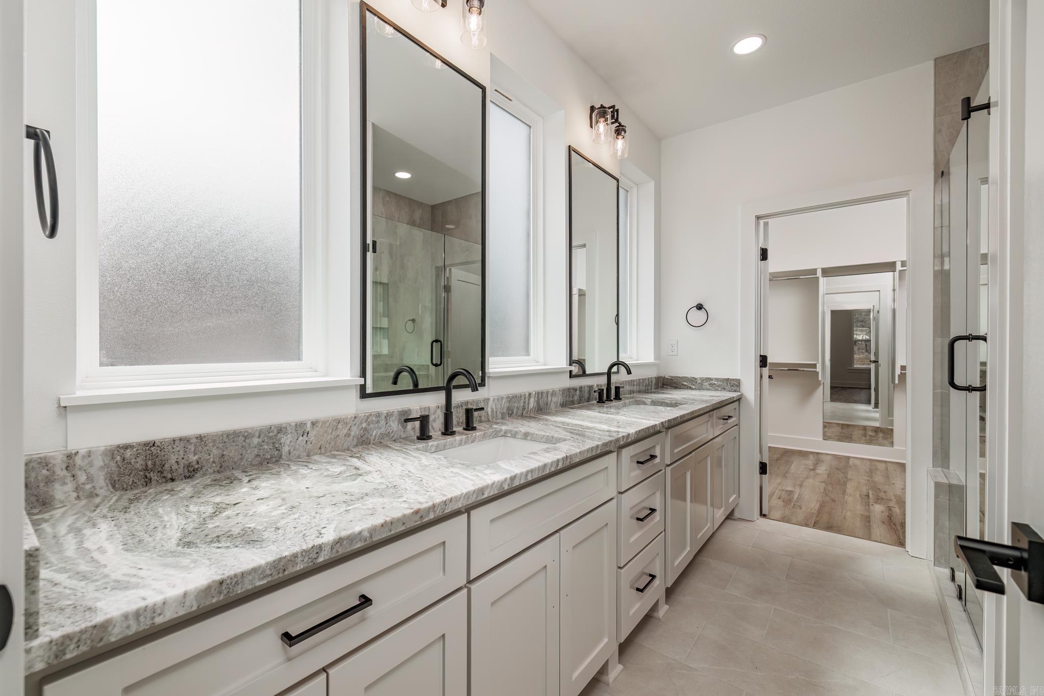 Estrella - Residential