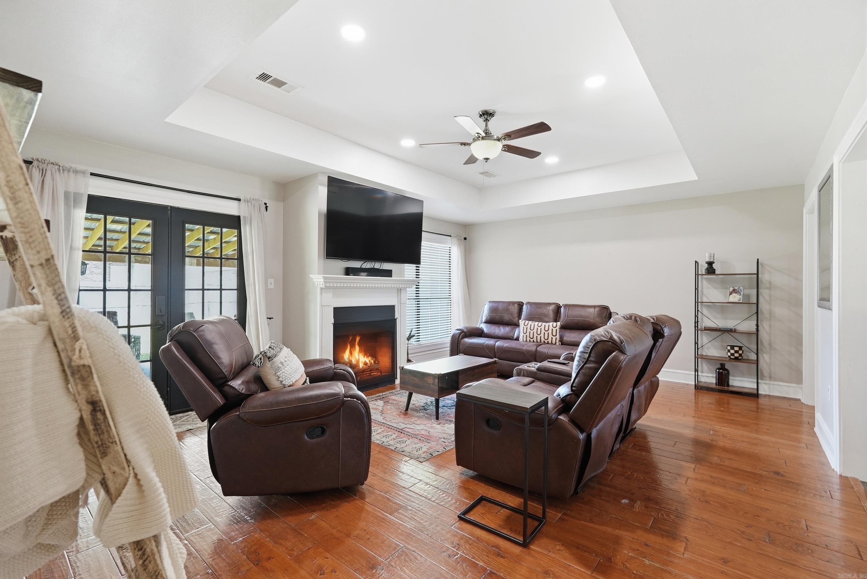 FREDERICK PLACE - Residential