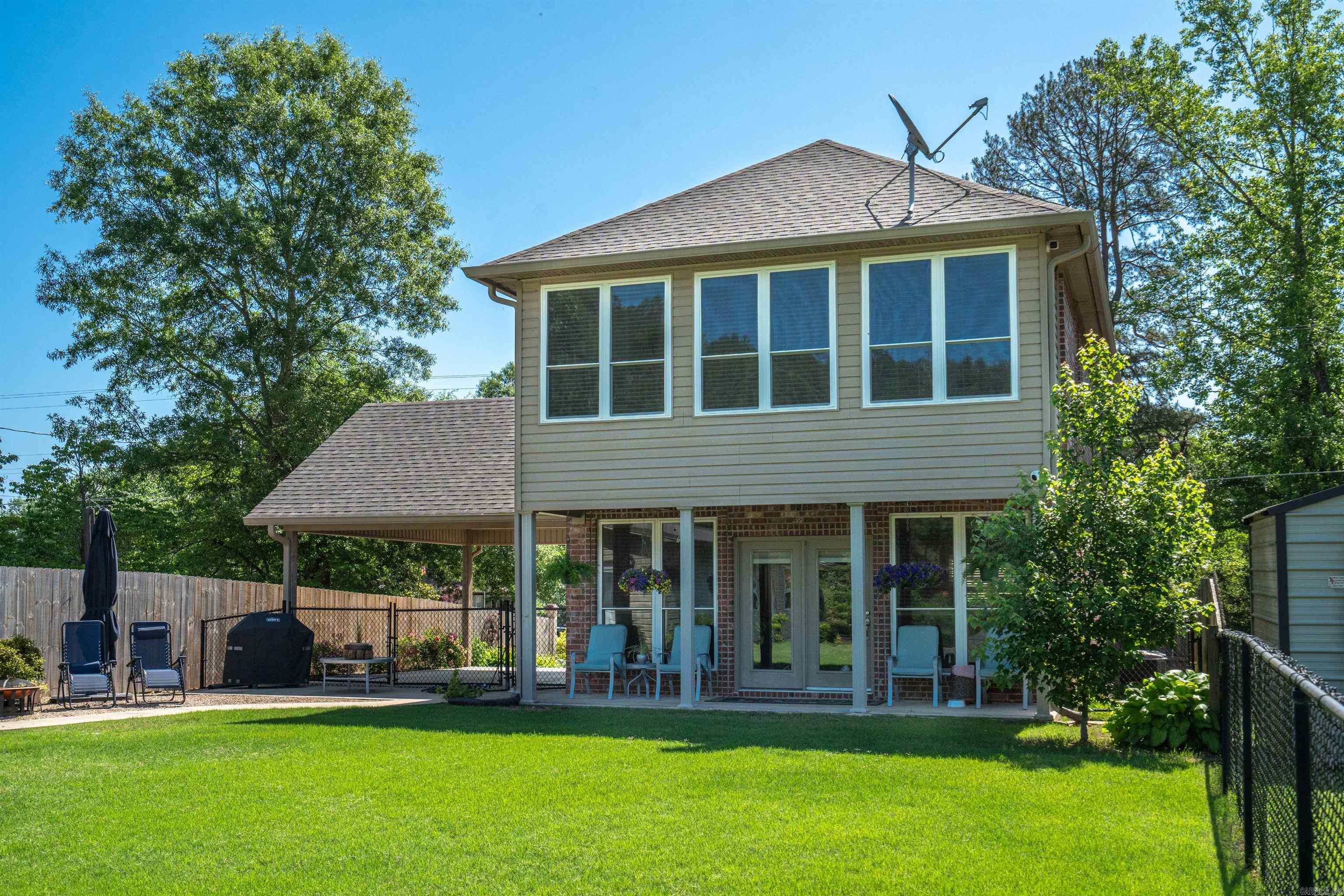 Thomas - Residential