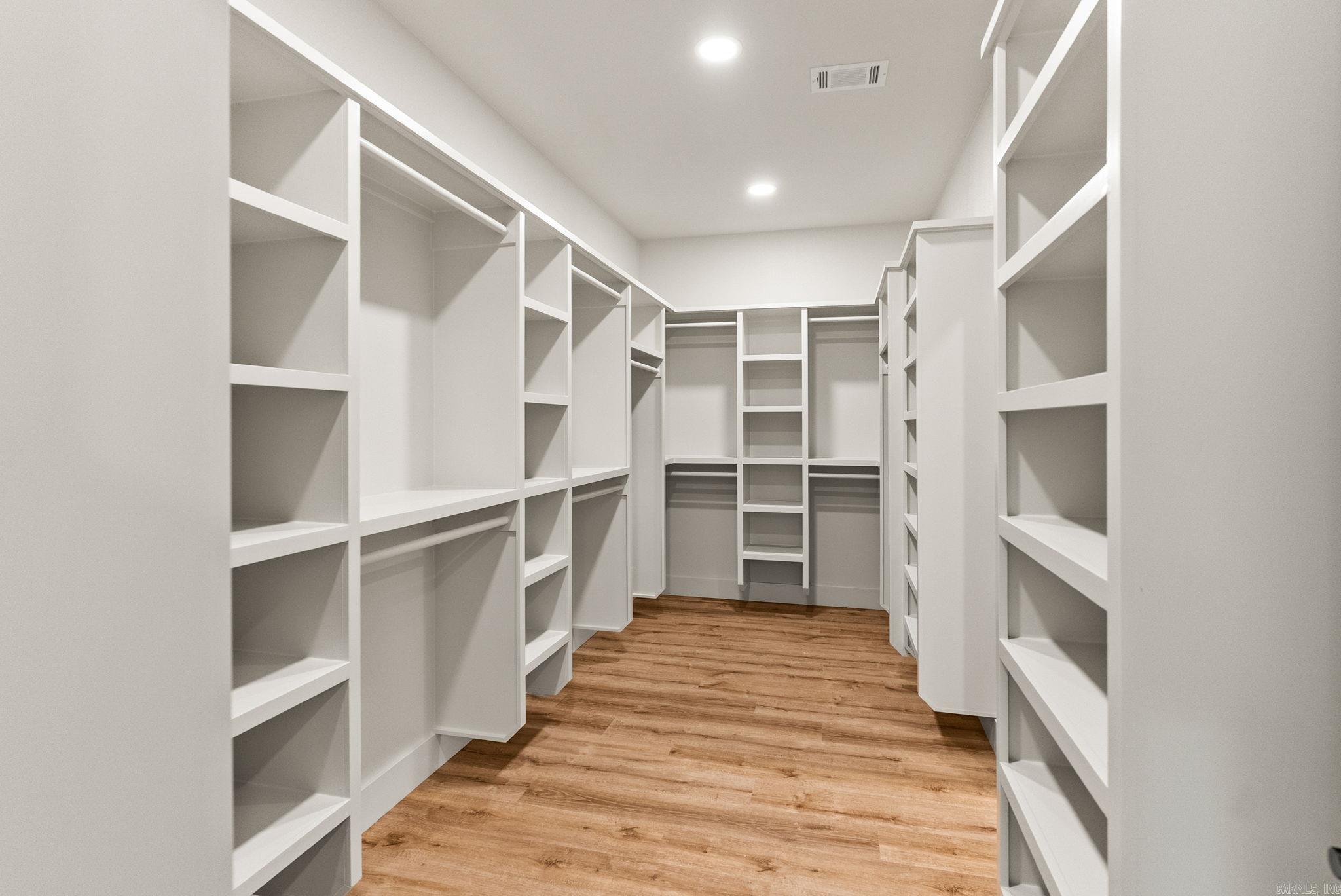 LANDING AT EMERALD ISLE - LAKE - Residential