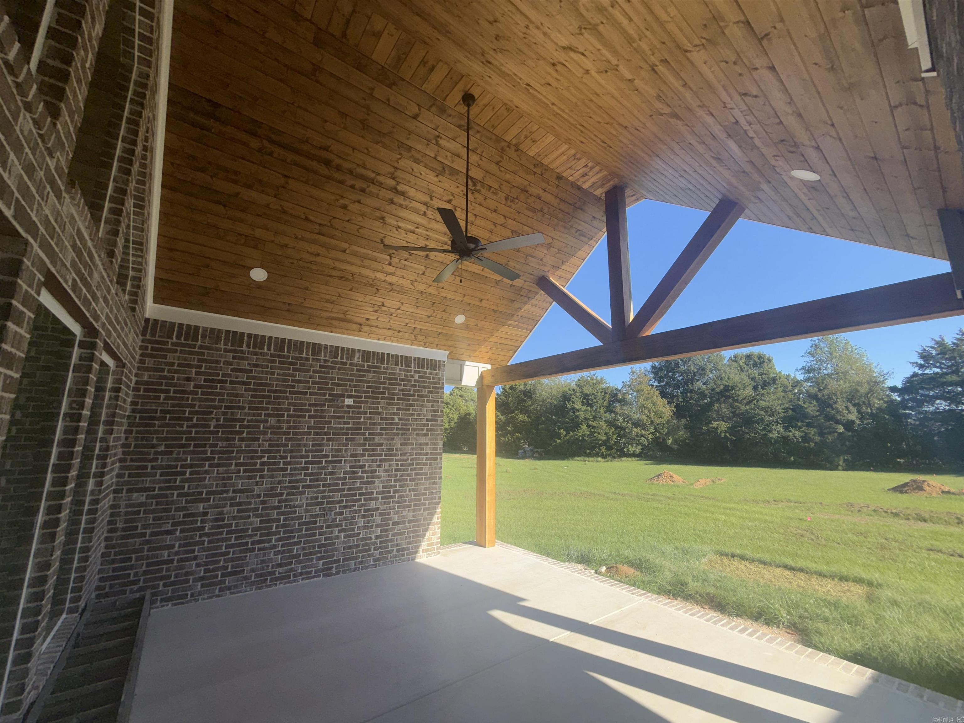 LANDING AT EMERALD ISLE - LAKE - Residential