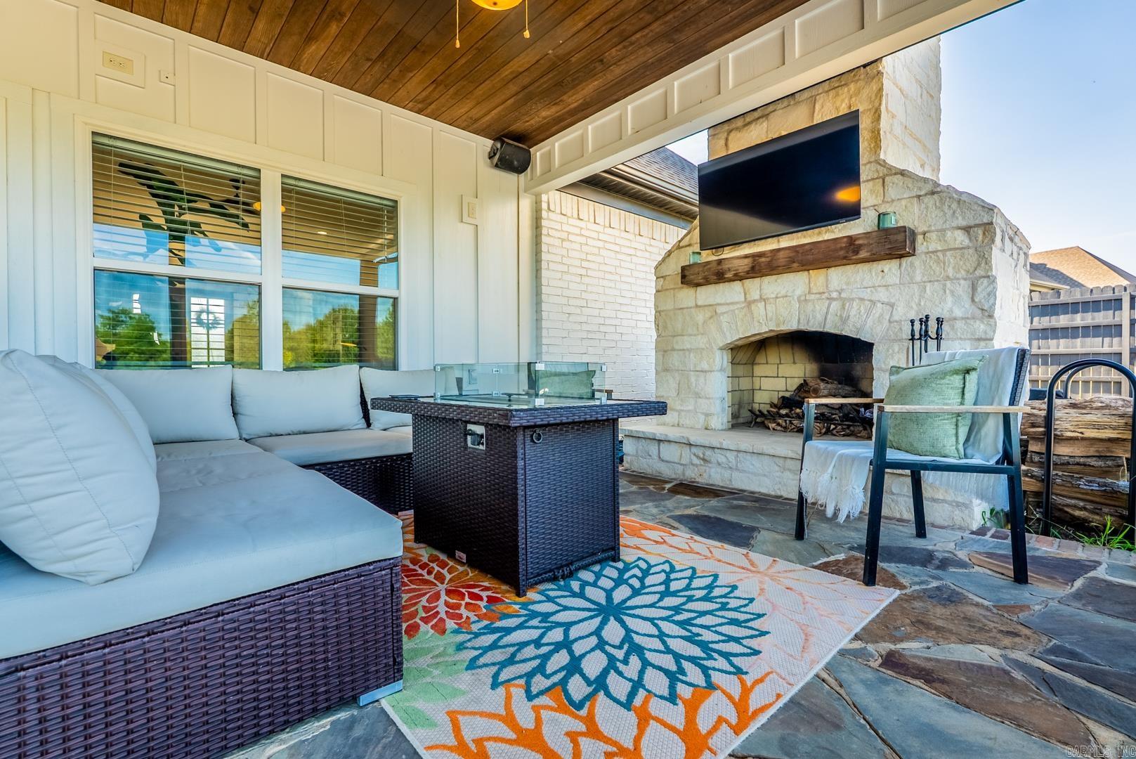 THE RIVER PLANTATION PH IV - Residential