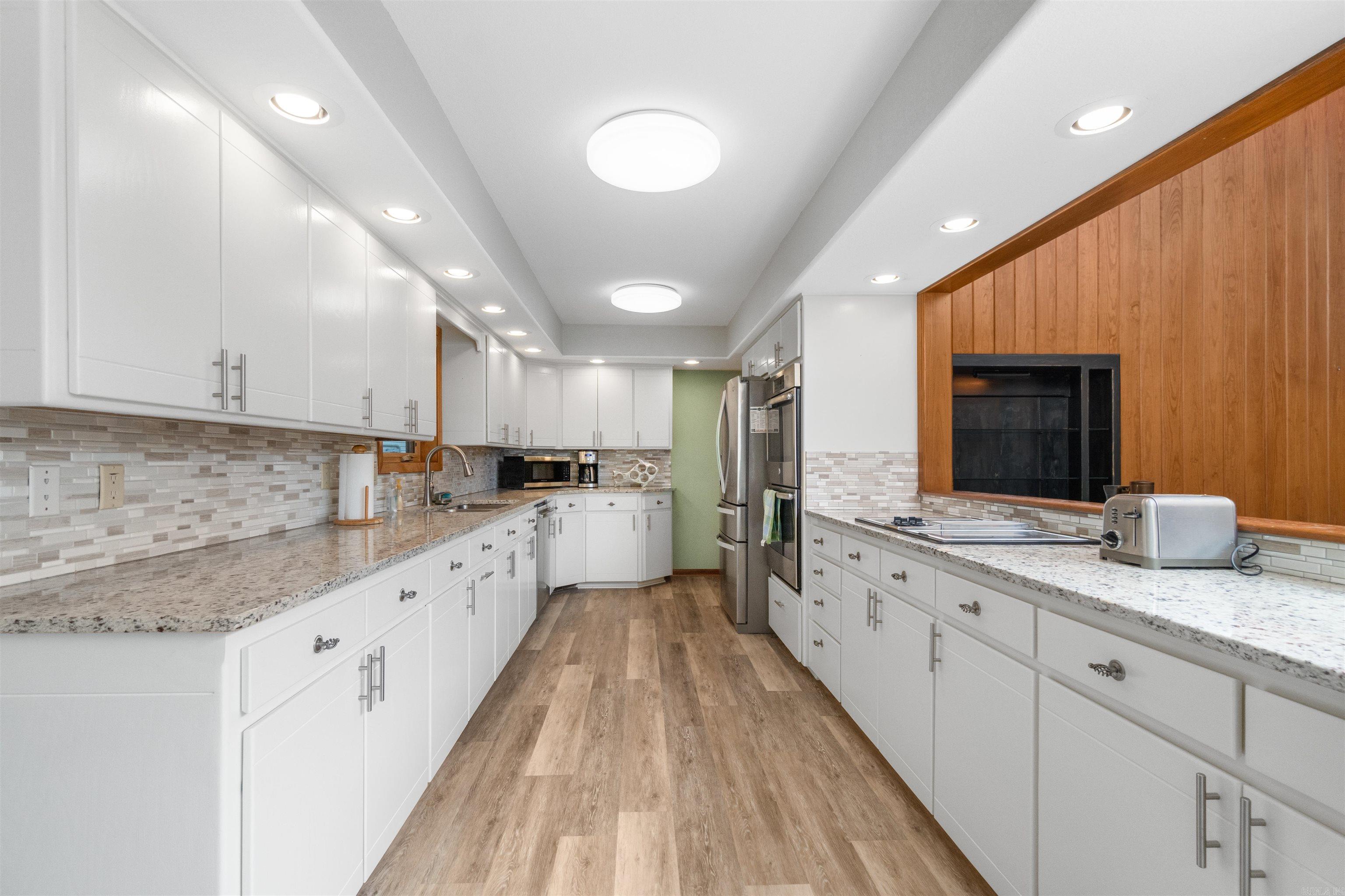 Costa - Residential