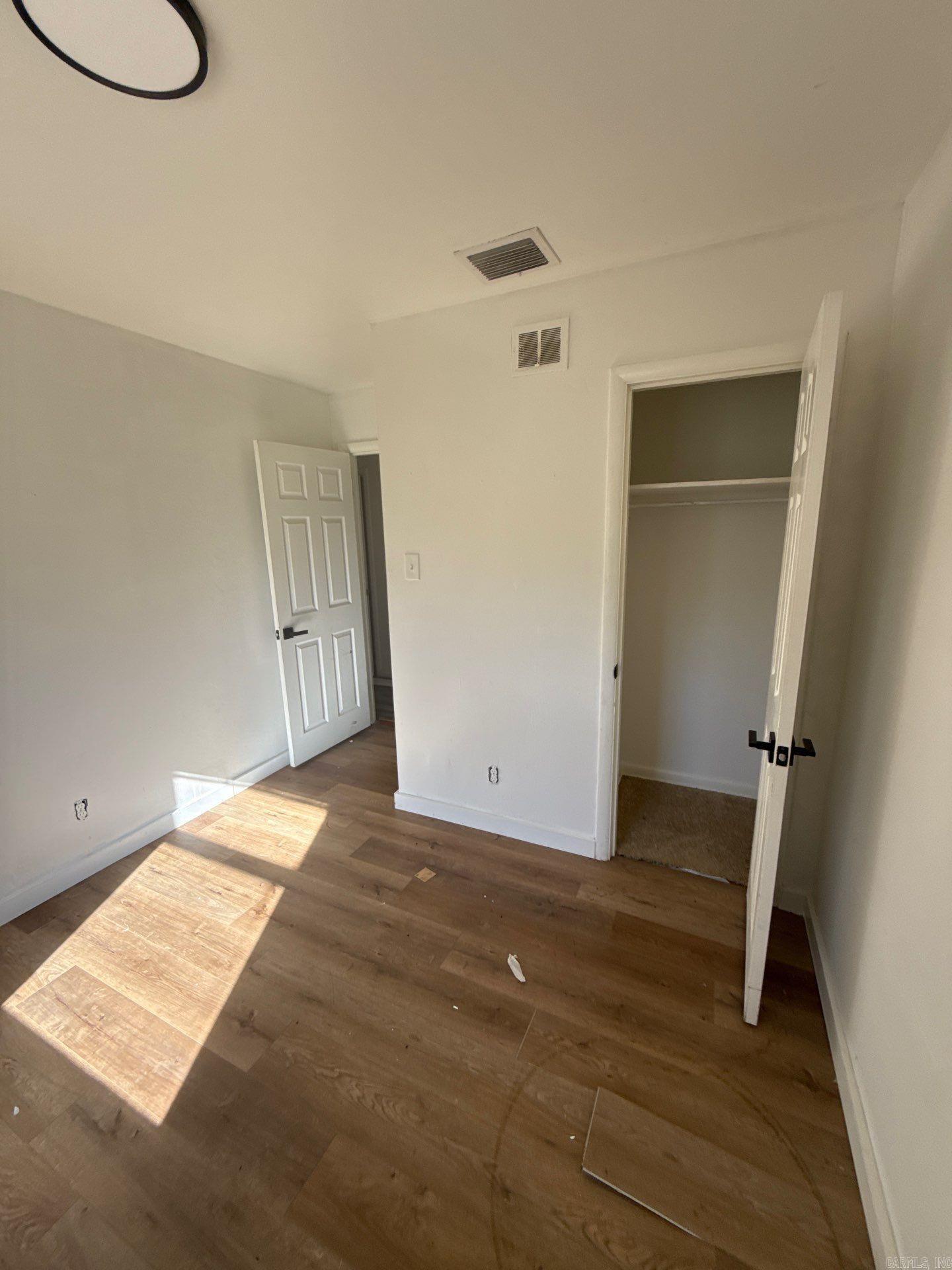 WAKEFIELD VILLAGE - Residential