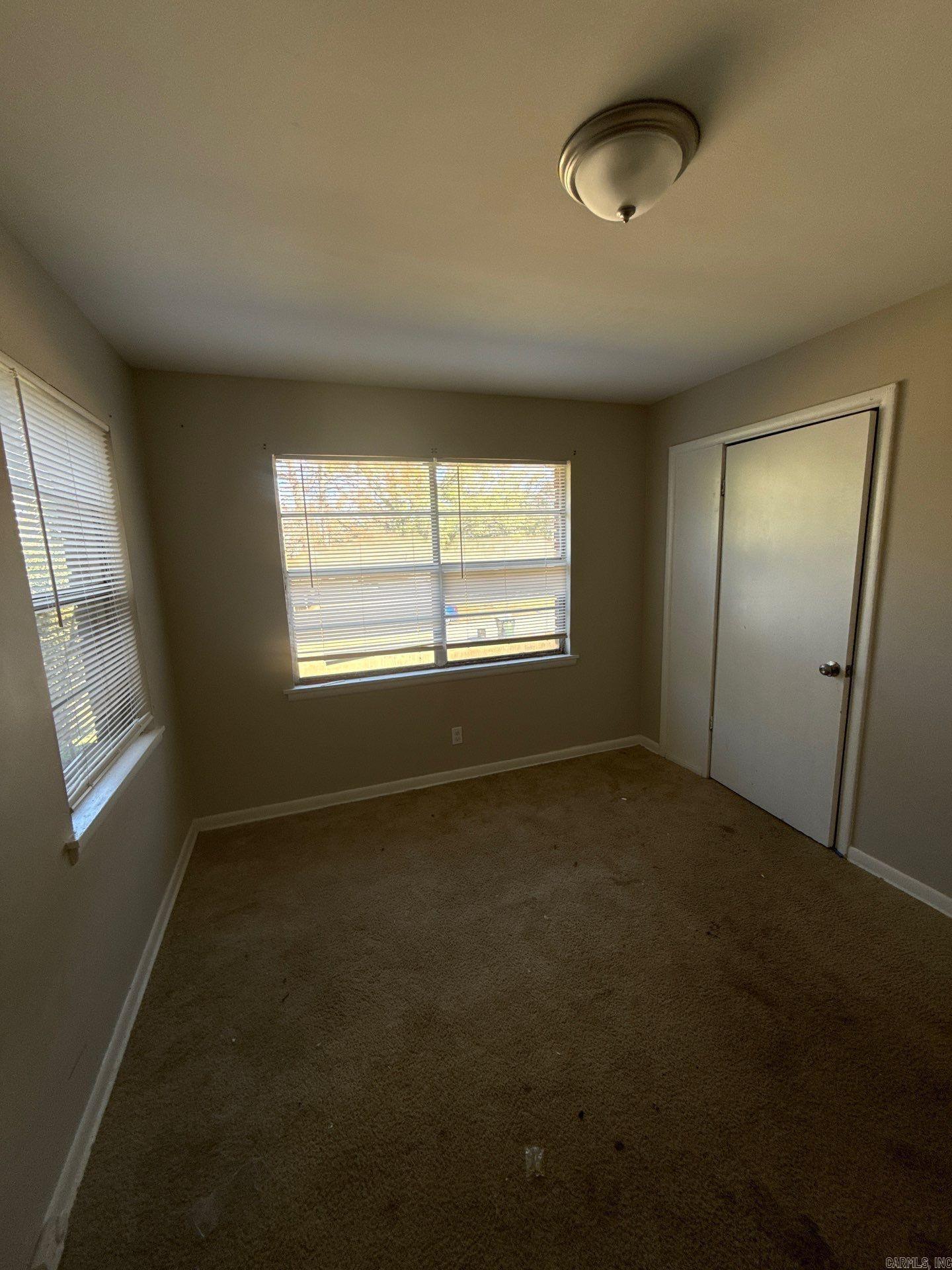 WAKEFIELD VILLAGE - Residential