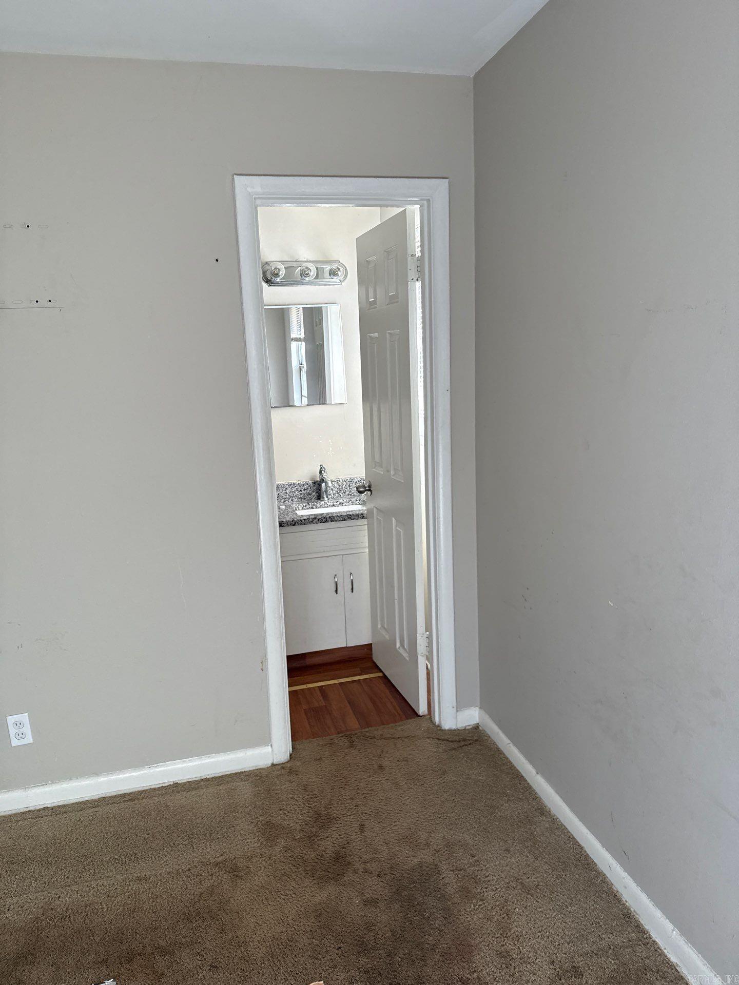 WAKEFIELD VILLAGE - Residential