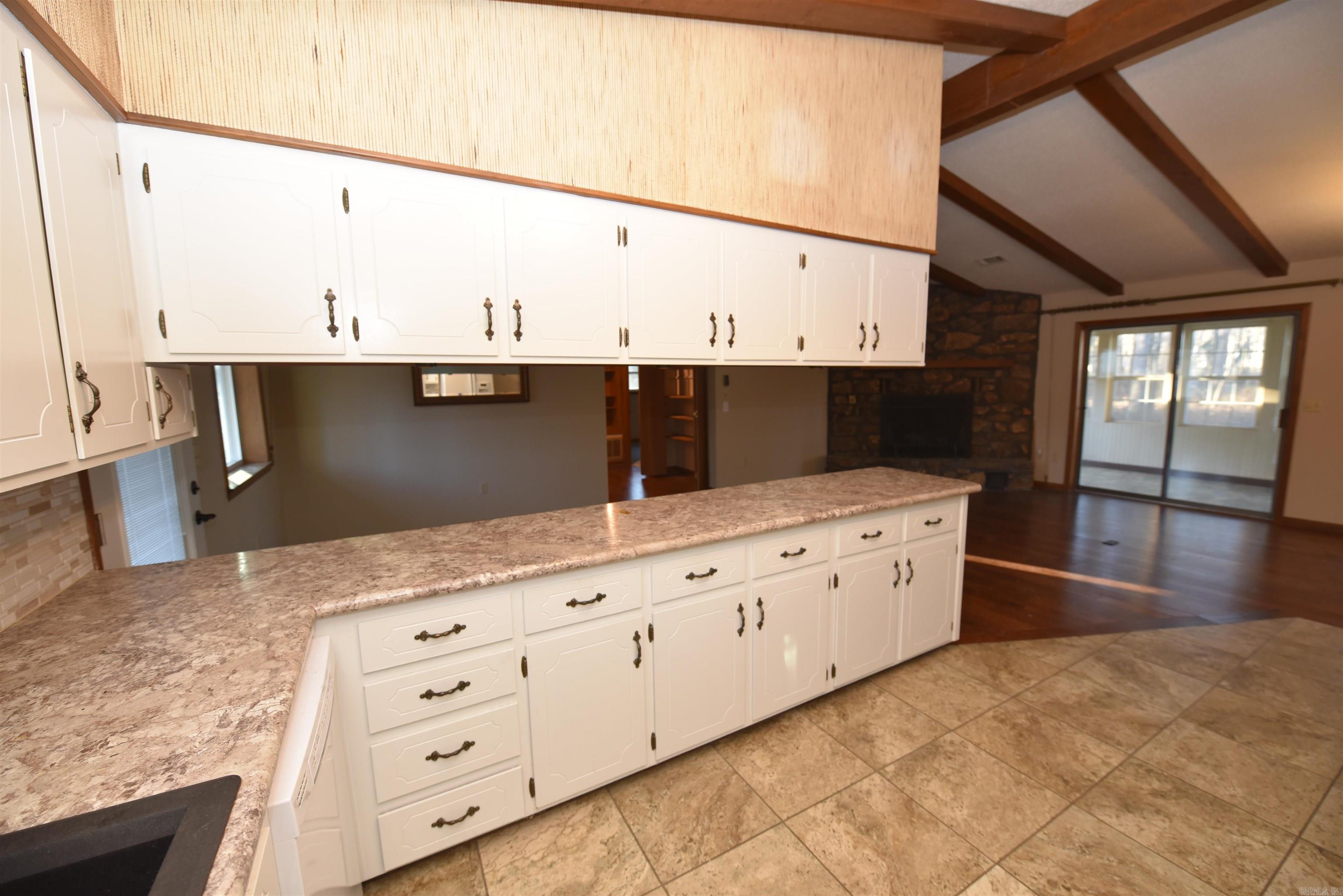 INDIAN HILLS - Residential